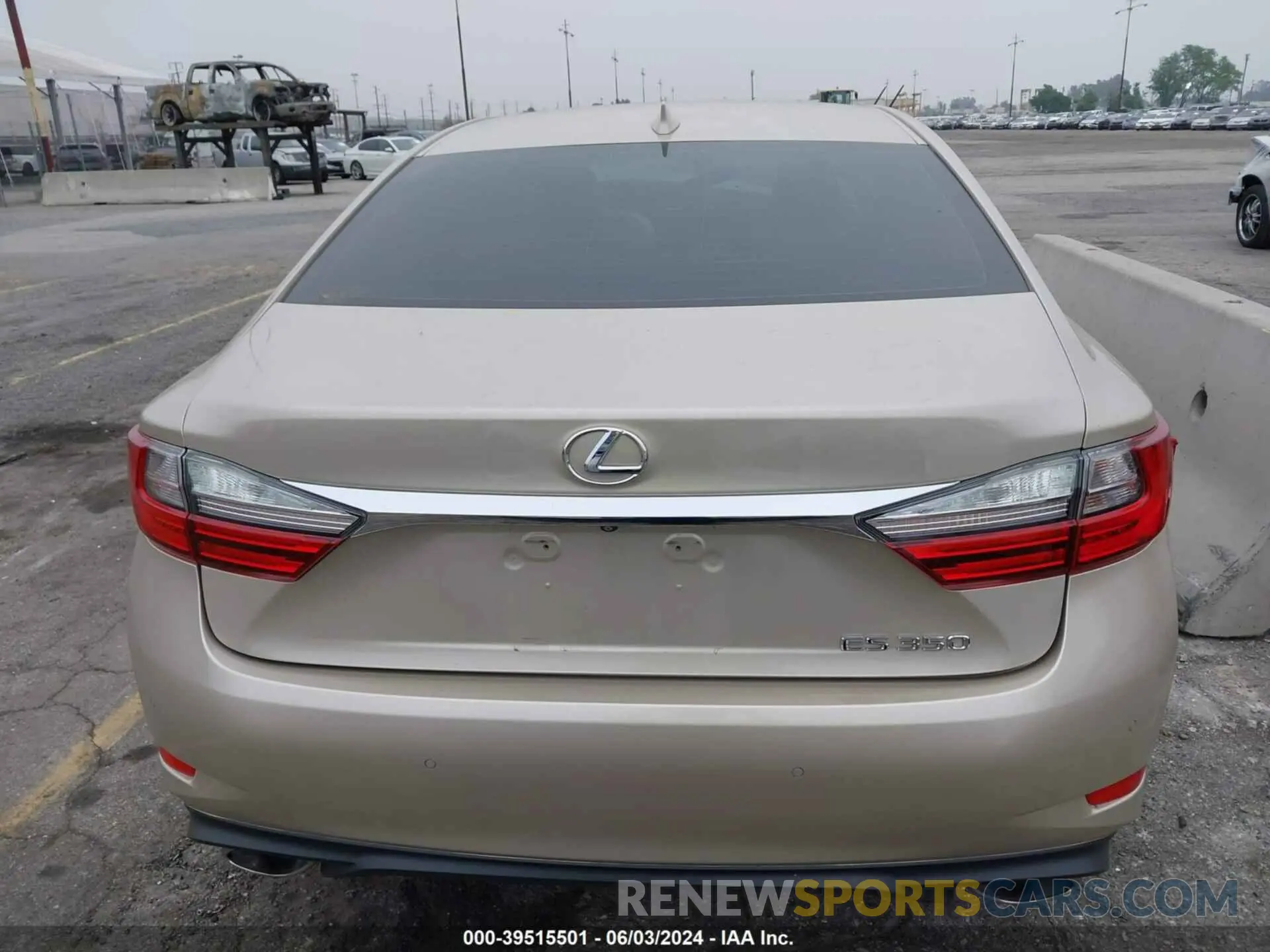 17 Photograph of a damaged car 58ABK1GG6HU057193 LEXUS ES 350 2017