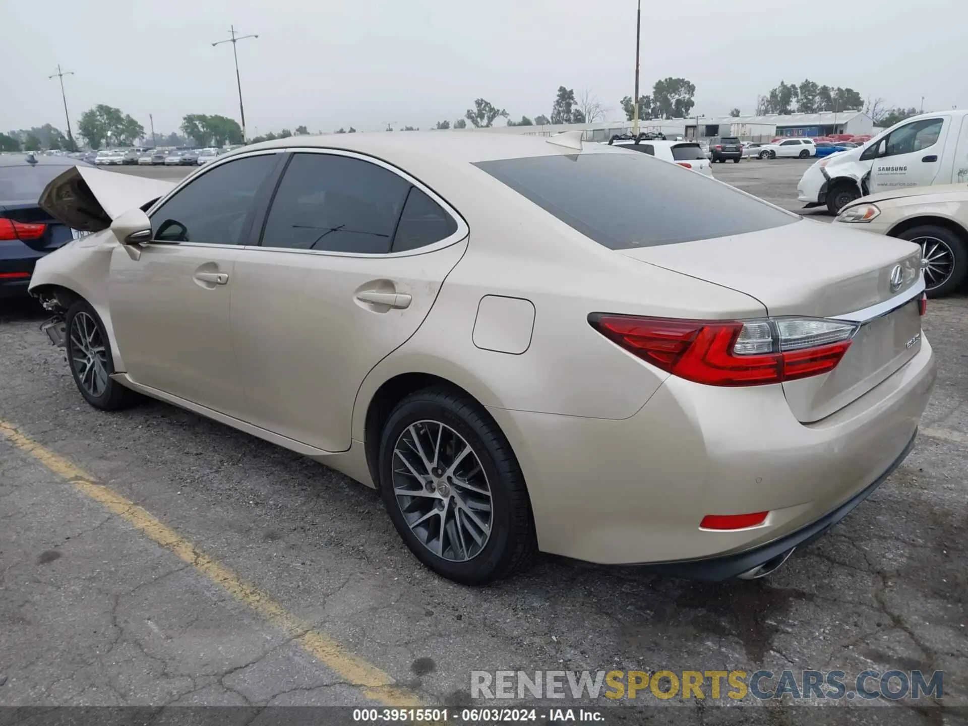 3 Photograph of a damaged car 58ABK1GG6HU057193 LEXUS ES 350 2017