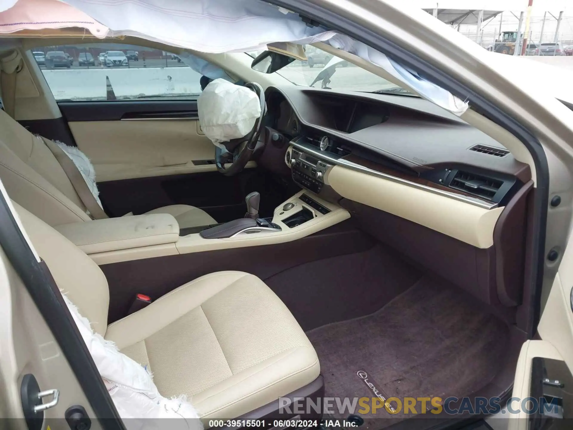 5 Photograph of a damaged car 58ABK1GG6HU057193 LEXUS ES 350 2017