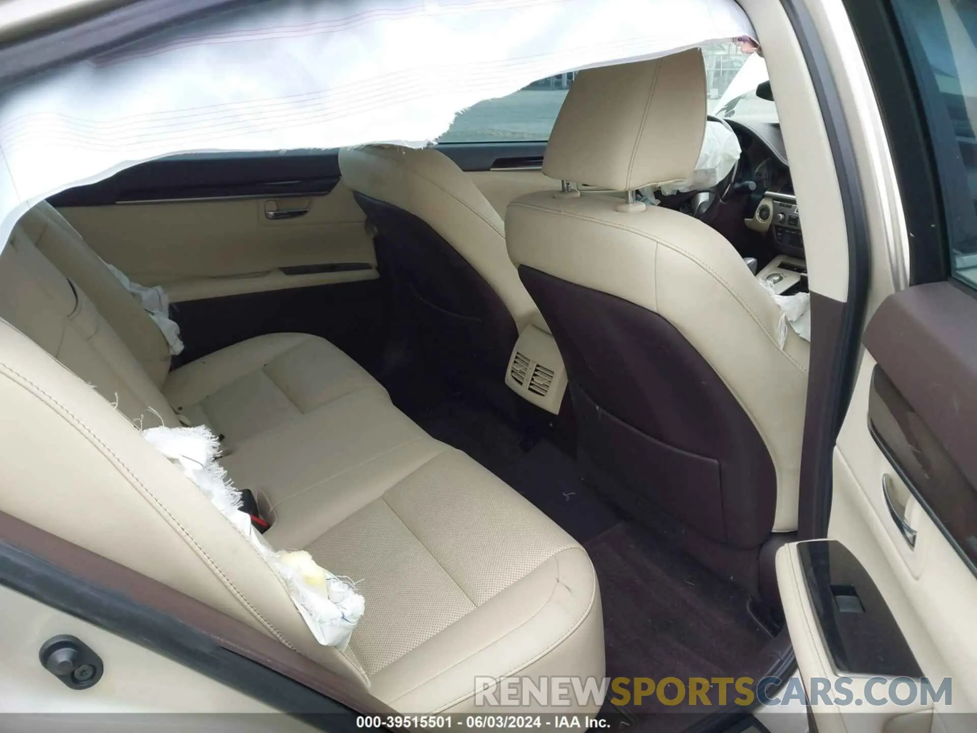 8 Photograph of a damaged car 58ABK1GG6HU057193 LEXUS ES 350 2017