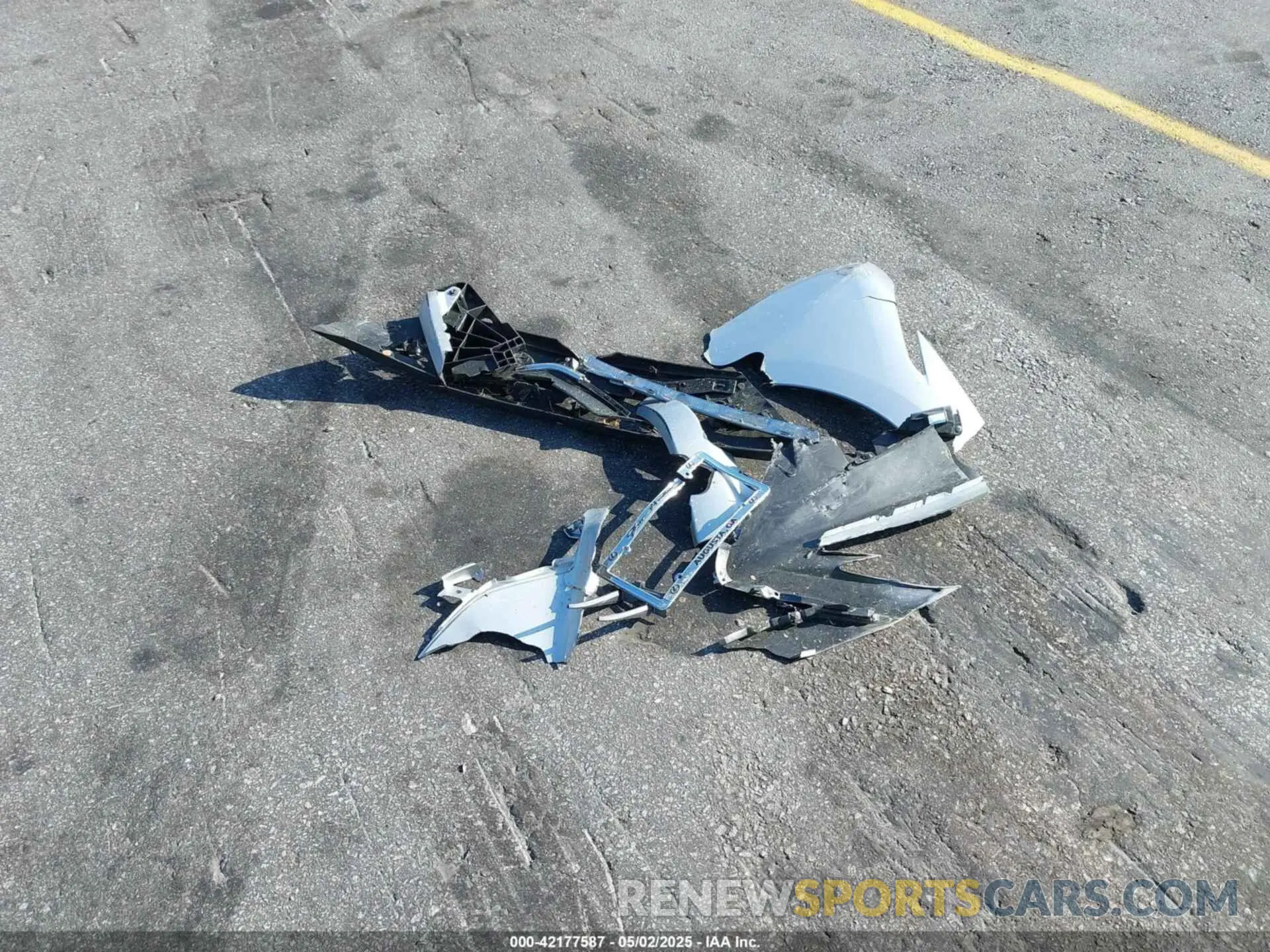 12 Photograph of a damaged car 58ABZ1B10KU023305 LEXUS ES 350 2019