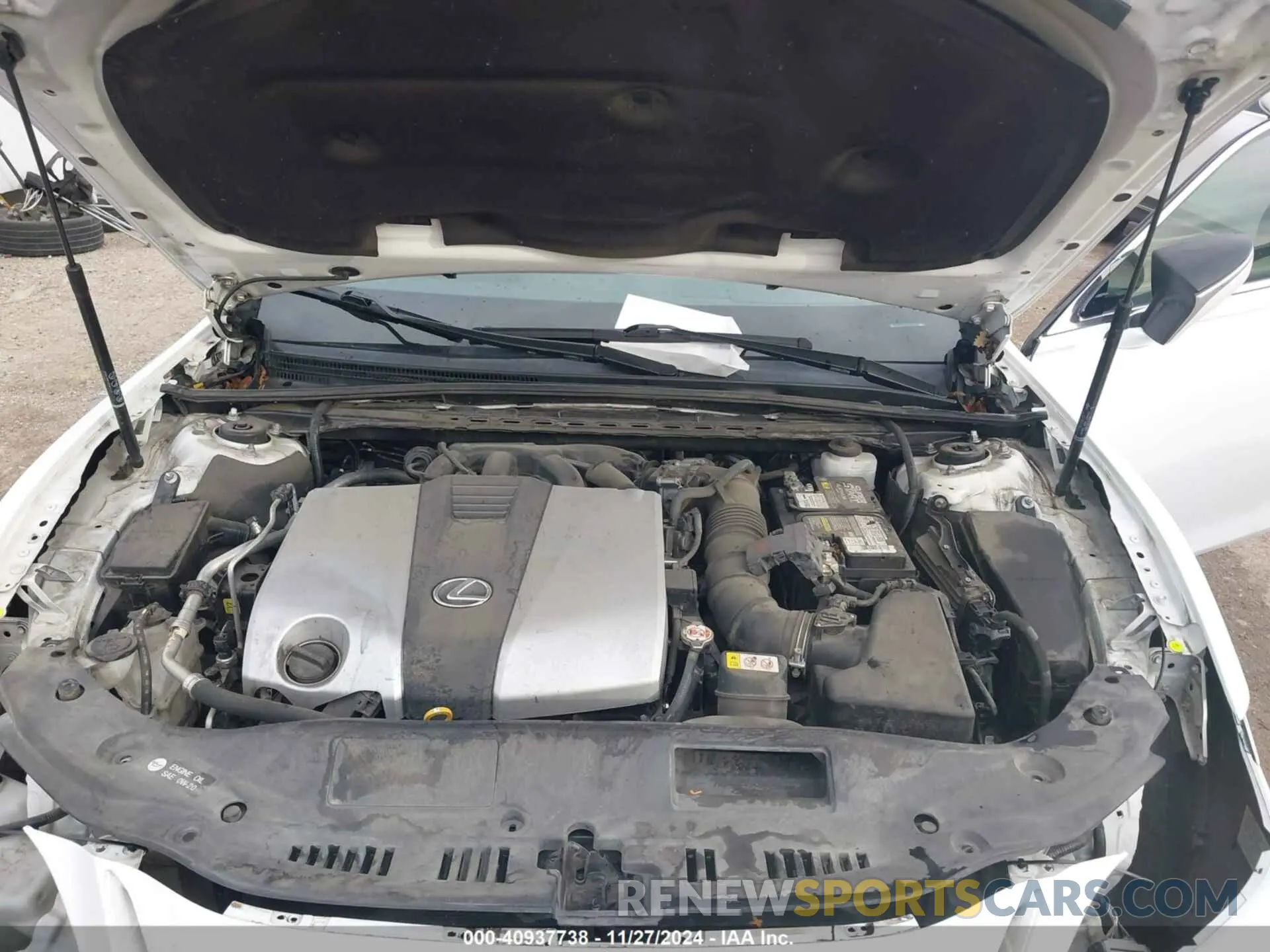10 Photograph of a damaged car 58ABZ1B11KU008456 LEXUS ES 350 2019