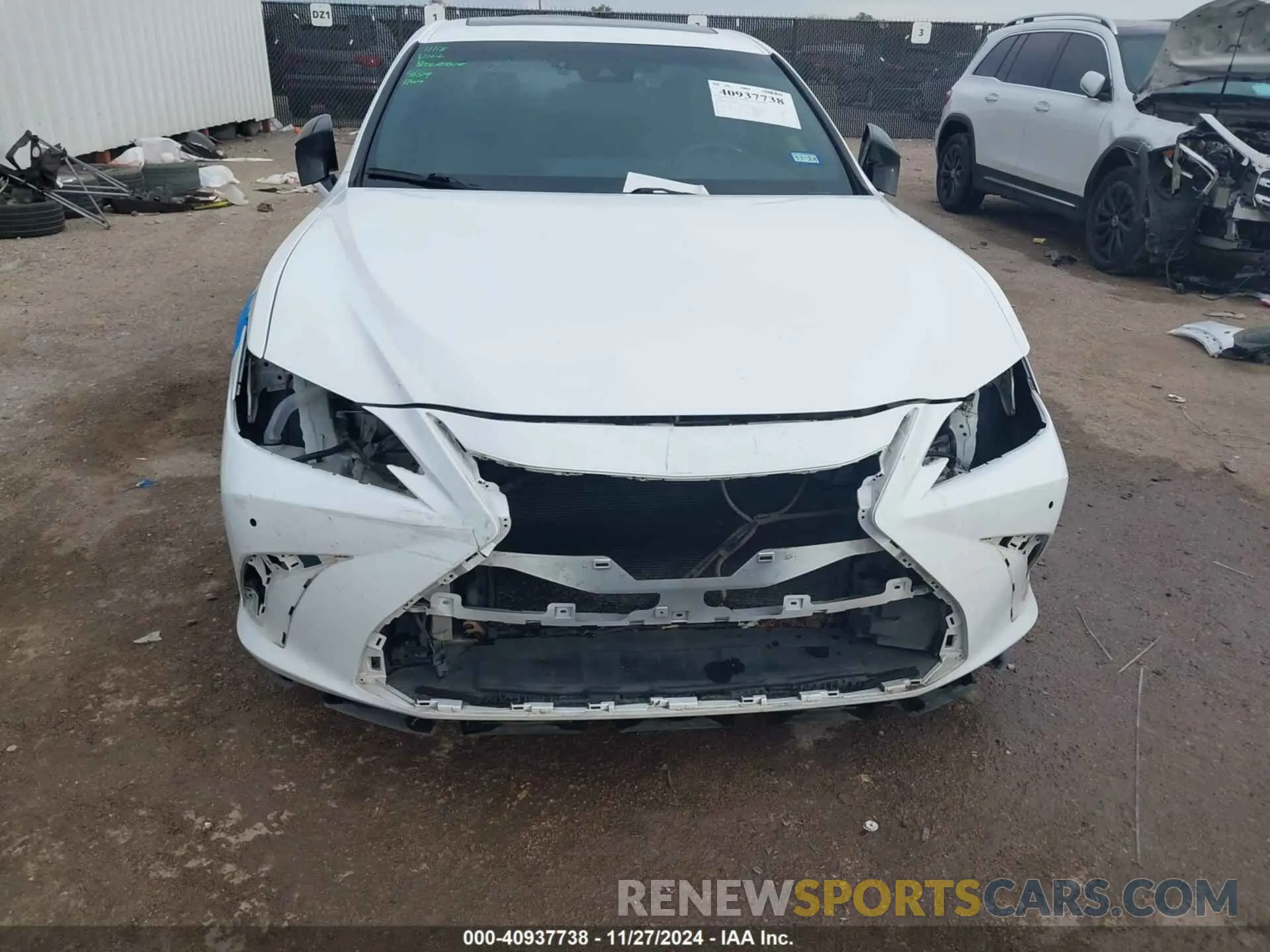 6 Photograph of a damaged car 58ABZ1B11KU008456 LEXUS ES 350 2019