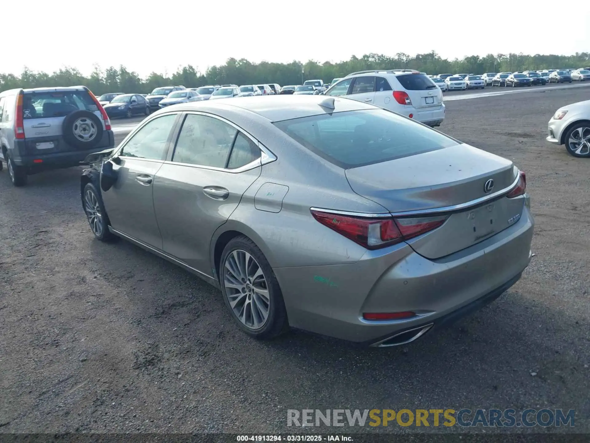 3 Photograph of a damaged car 58ABZ1B11KU023037 LEXUS ES 350 2019
