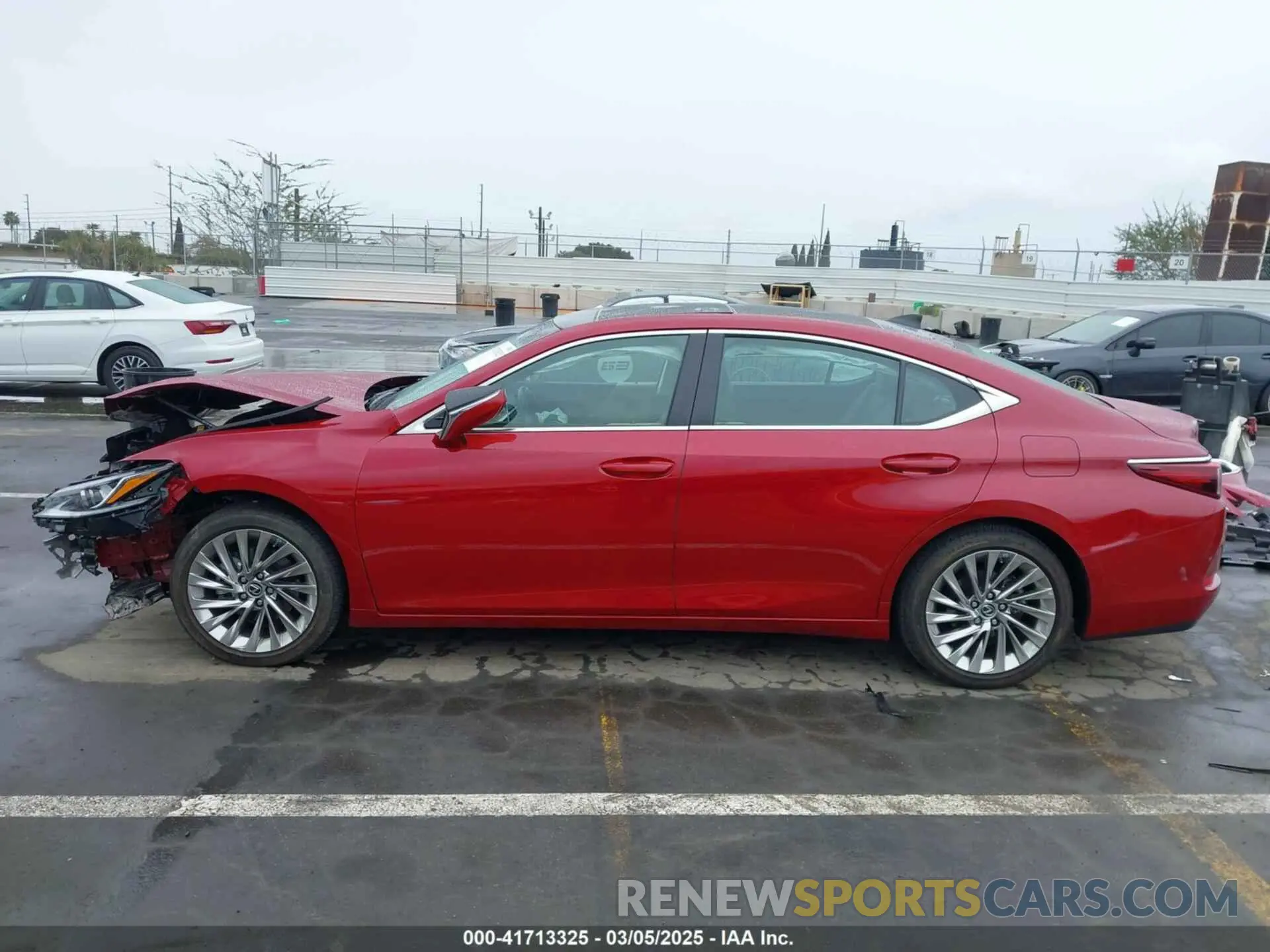 15 Photograph of a damaged car 58ABZ1B11KU023524 LEXUS ES 350 2019