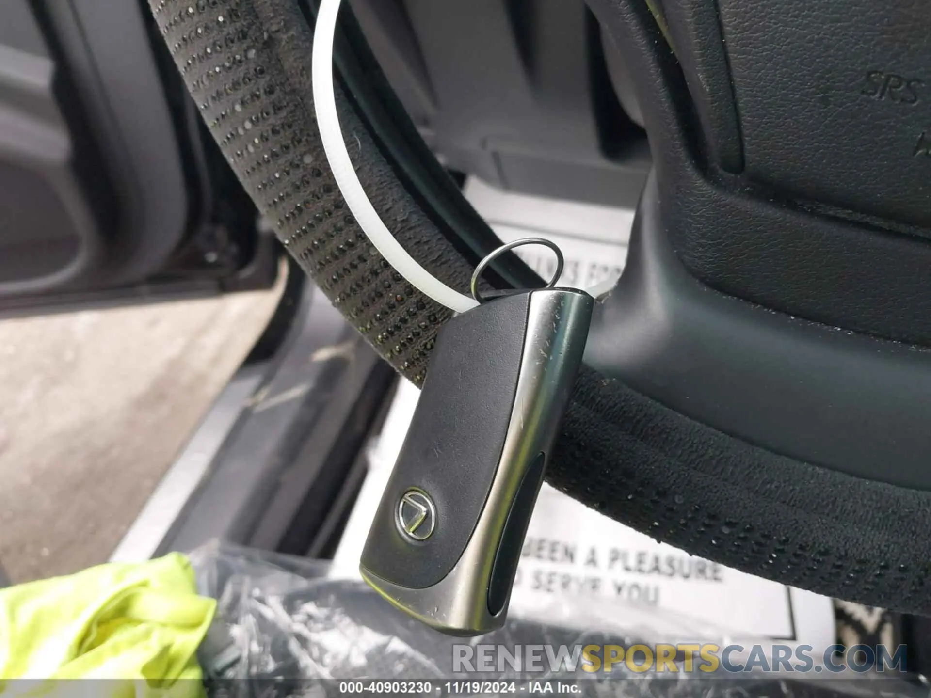 11 Photograph of a damaged car 58ABZ1B11KU024849 LEXUS ES 350 2019
