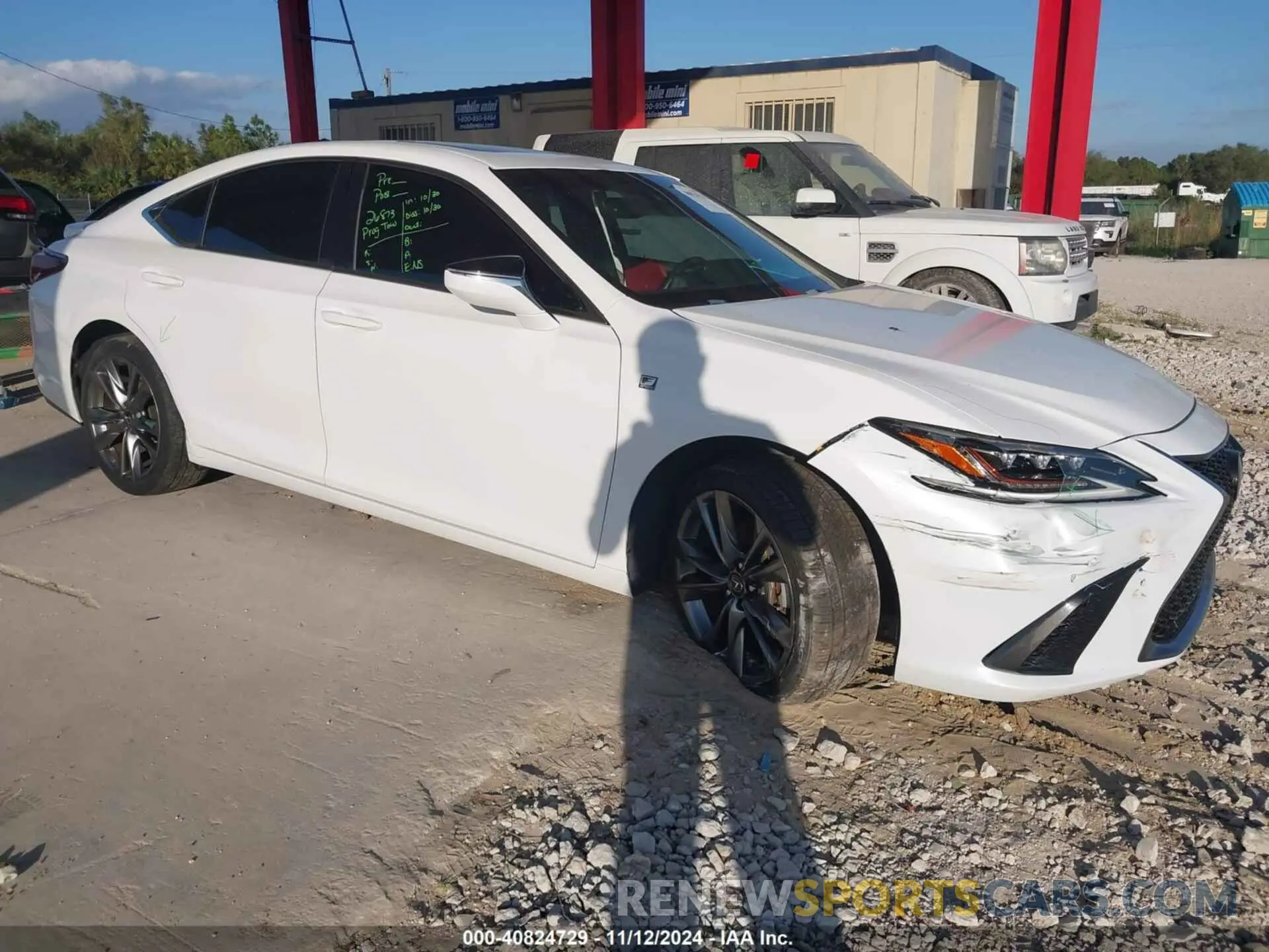 13 Photograph of a damaged car 58ABZ1B11KU033499 LEXUS ES 350 2019