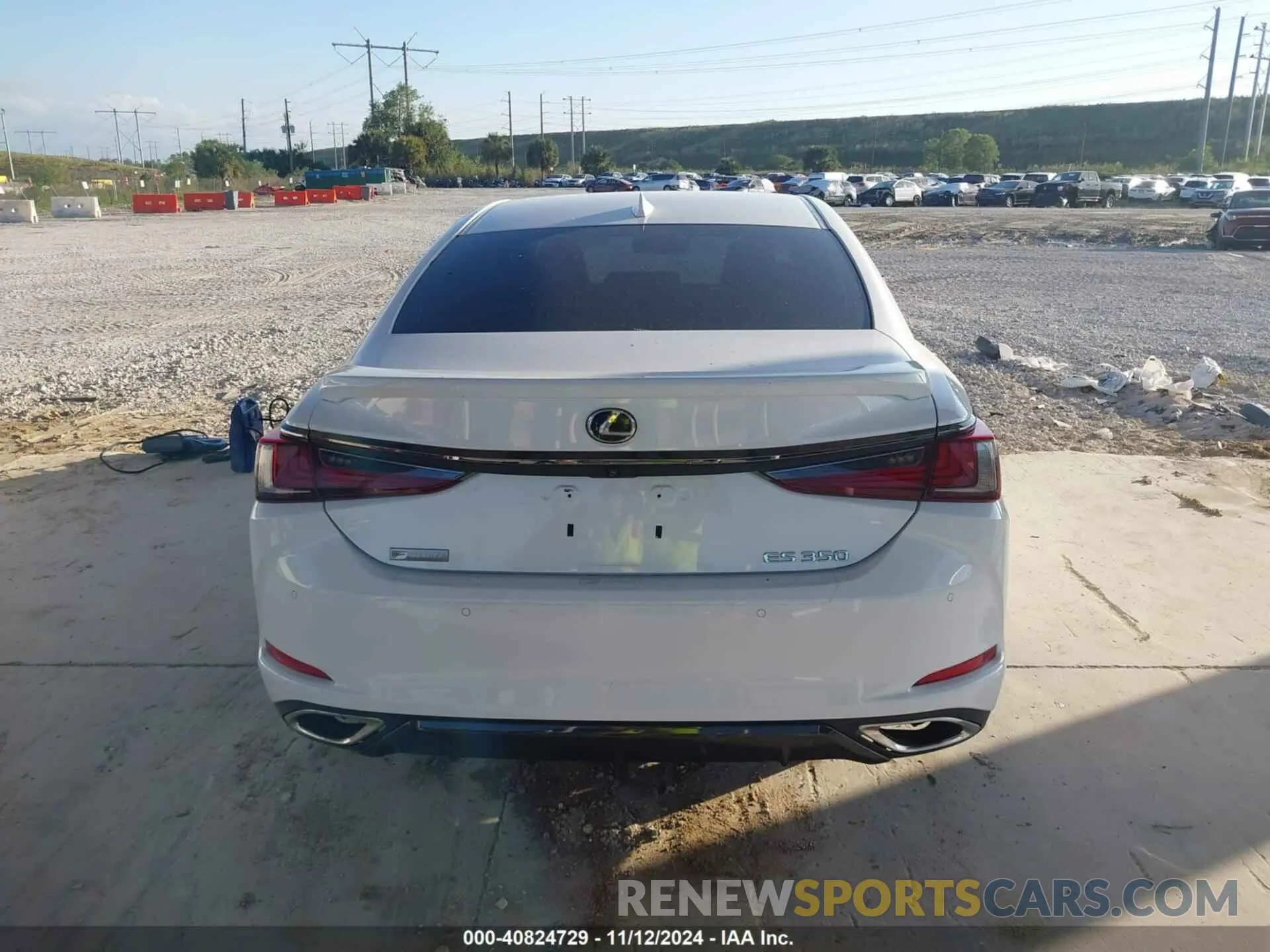 16 Photograph of a damaged car 58ABZ1B11KU033499 LEXUS ES 350 2019
