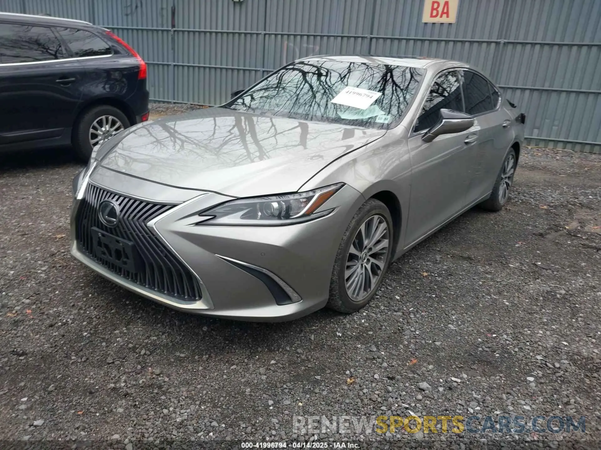 2 Photograph of a damaged car 58ABZ1B11KU051324 LEXUS ES 350 2019