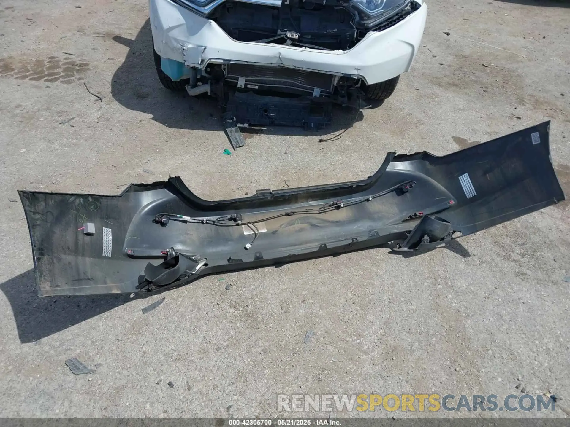 12 Photograph of a damaged car 58ABZ1B12KU012161 LEXUS ES 350 2019