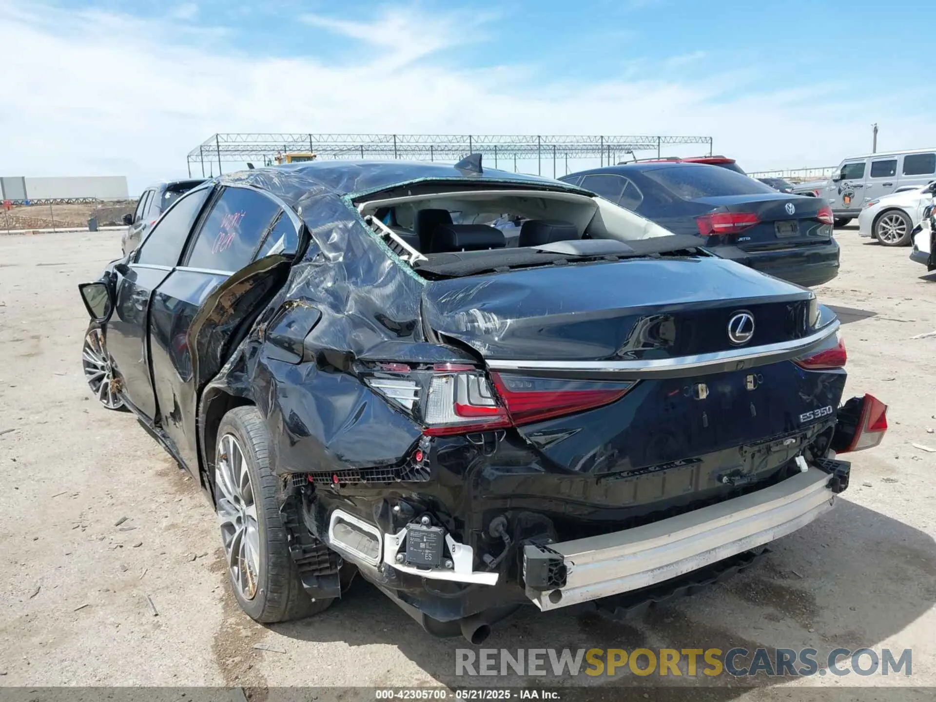 3 Photograph of a damaged car 58ABZ1B12KU012161 LEXUS ES 350 2019