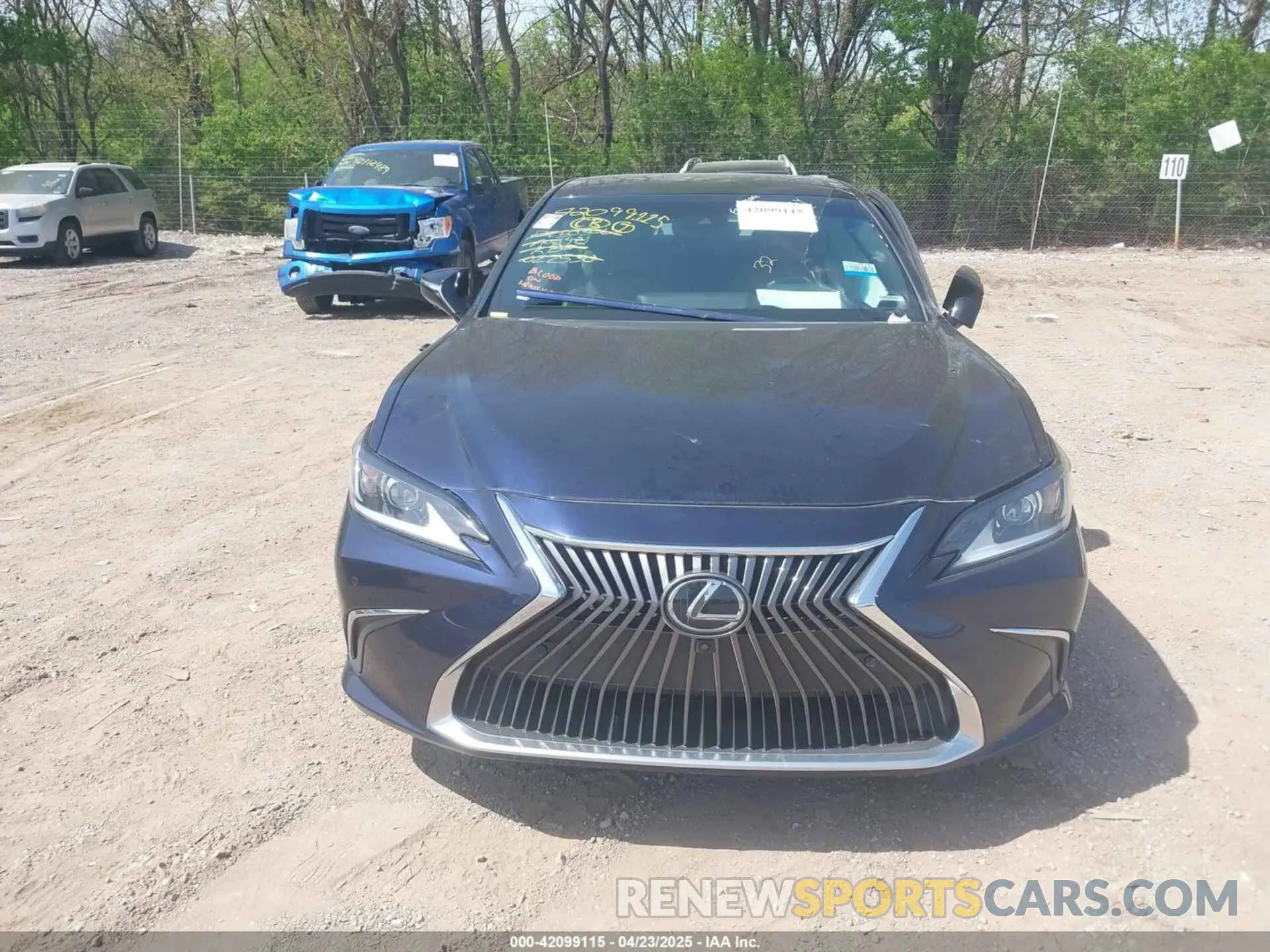 12 Photograph of a damaged car 58ABZ1B12KU022530 LEXUS ES 350 2019