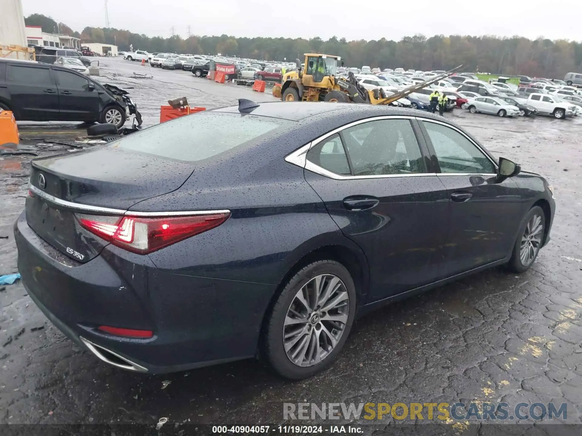 4 Photograph of a damaged car 58ABZ1B12KU025055 LEXUS ES 350 2019