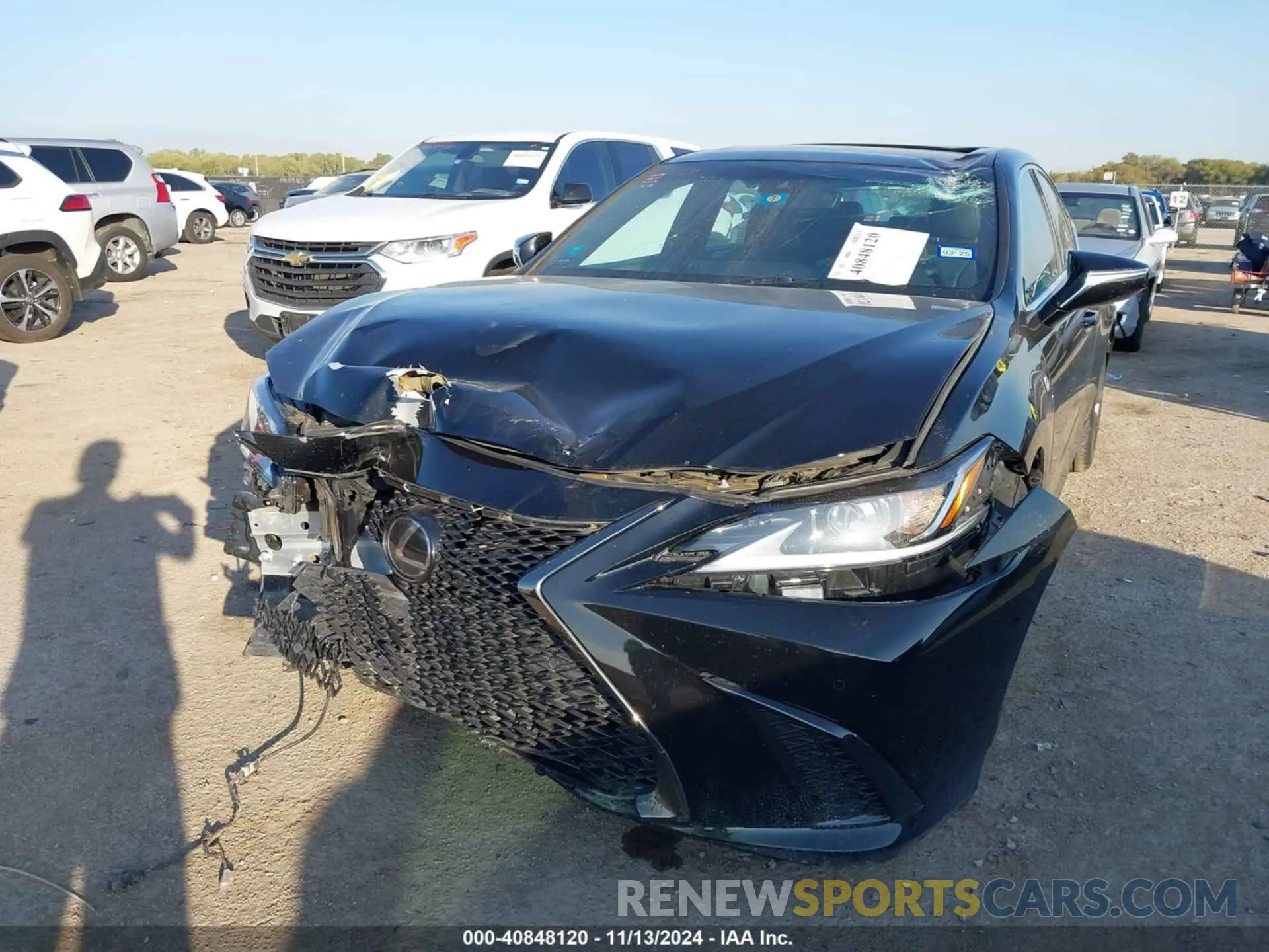 2 Photograph of a damaged car 58ABZ1B12KU027873 LEXUS ES 350 2019