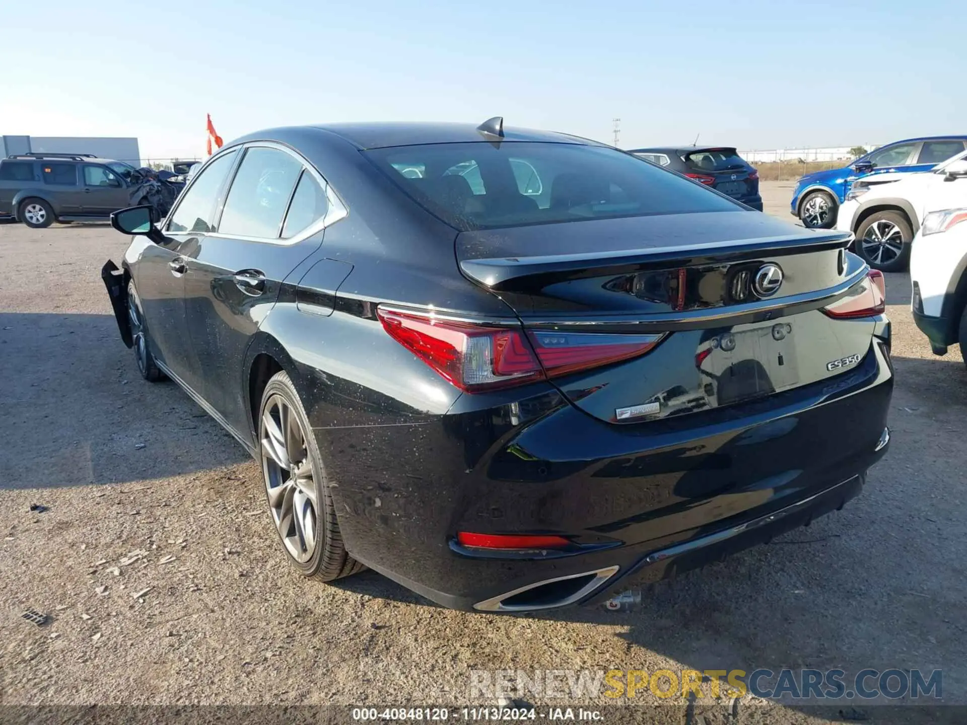3 Photograph of a damaged car 58ABZ1B12KU027873 LEXUS ES 350 2019
