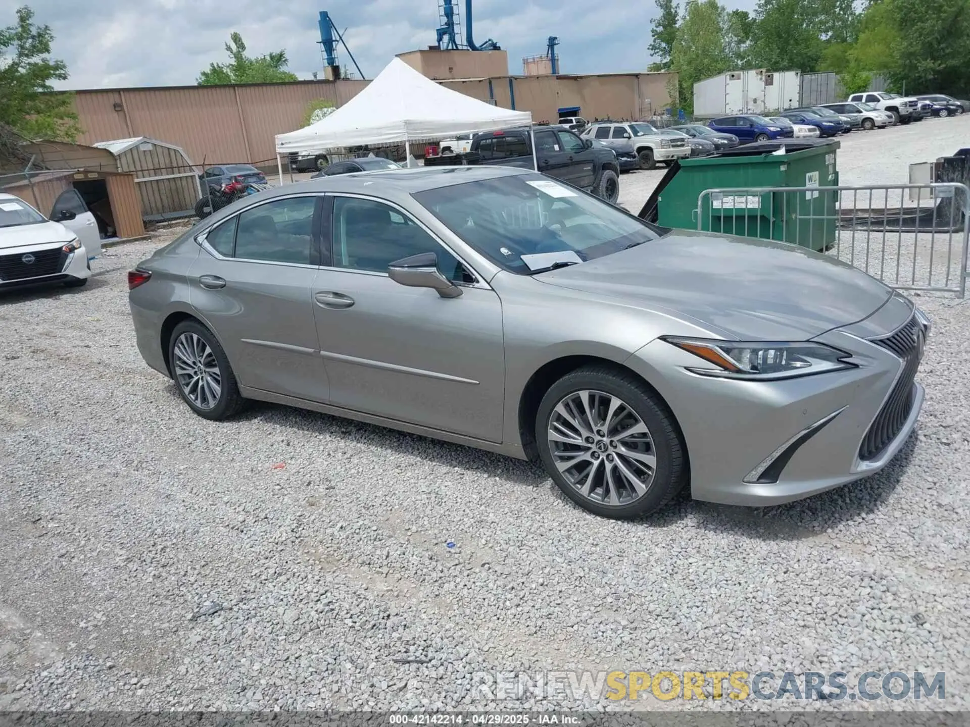 1 Photograph of a damaged car 58ABZ1B13KU015358 LEXUS ES 350 2019