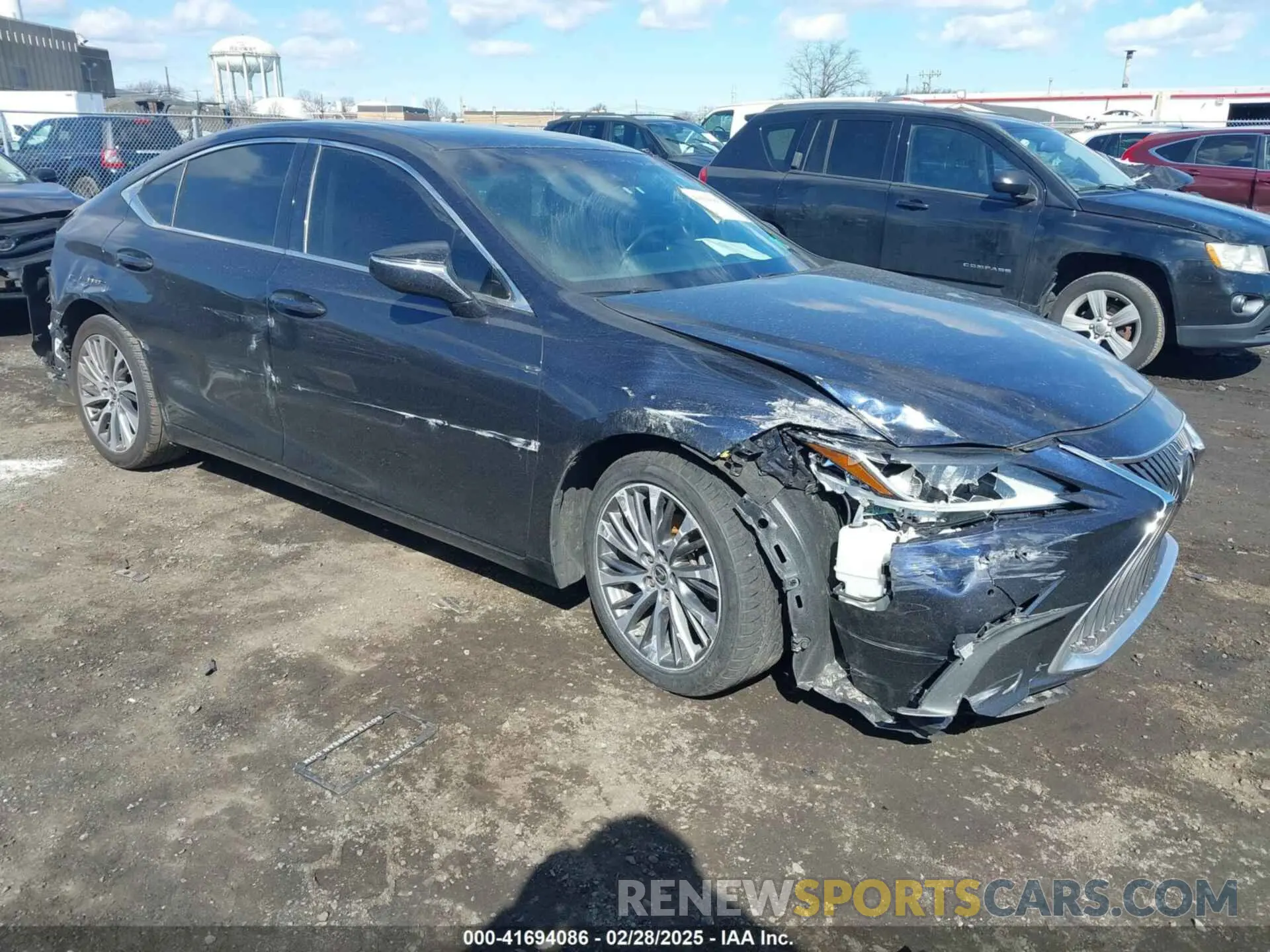 1 Photograph of a damaged car 58ABZ1B13KU043290 LEXUS ES 350 2019