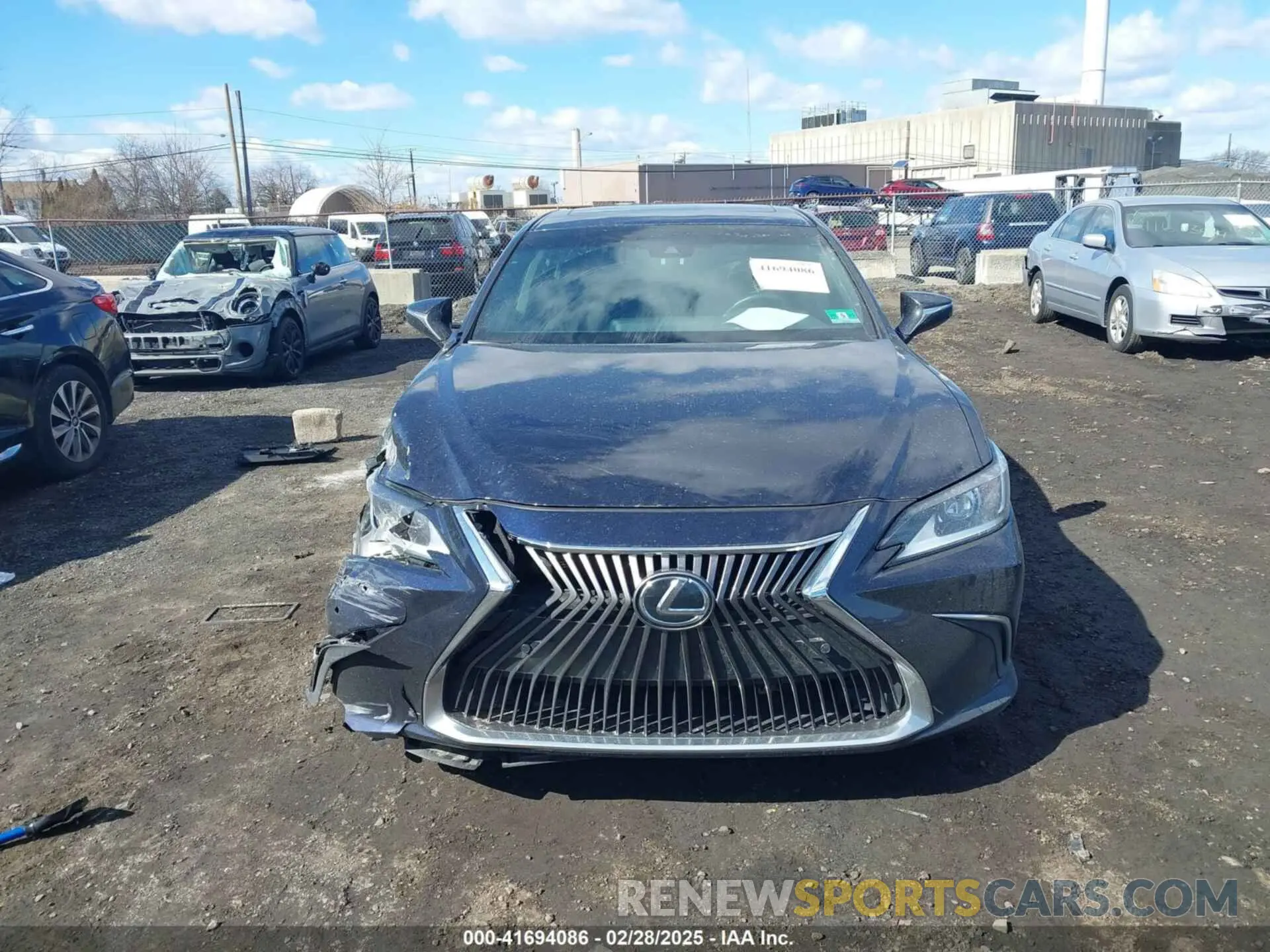13 Photograph of a damaged car 58ABZ1B13KU043290 LEXUS ES 350 2019