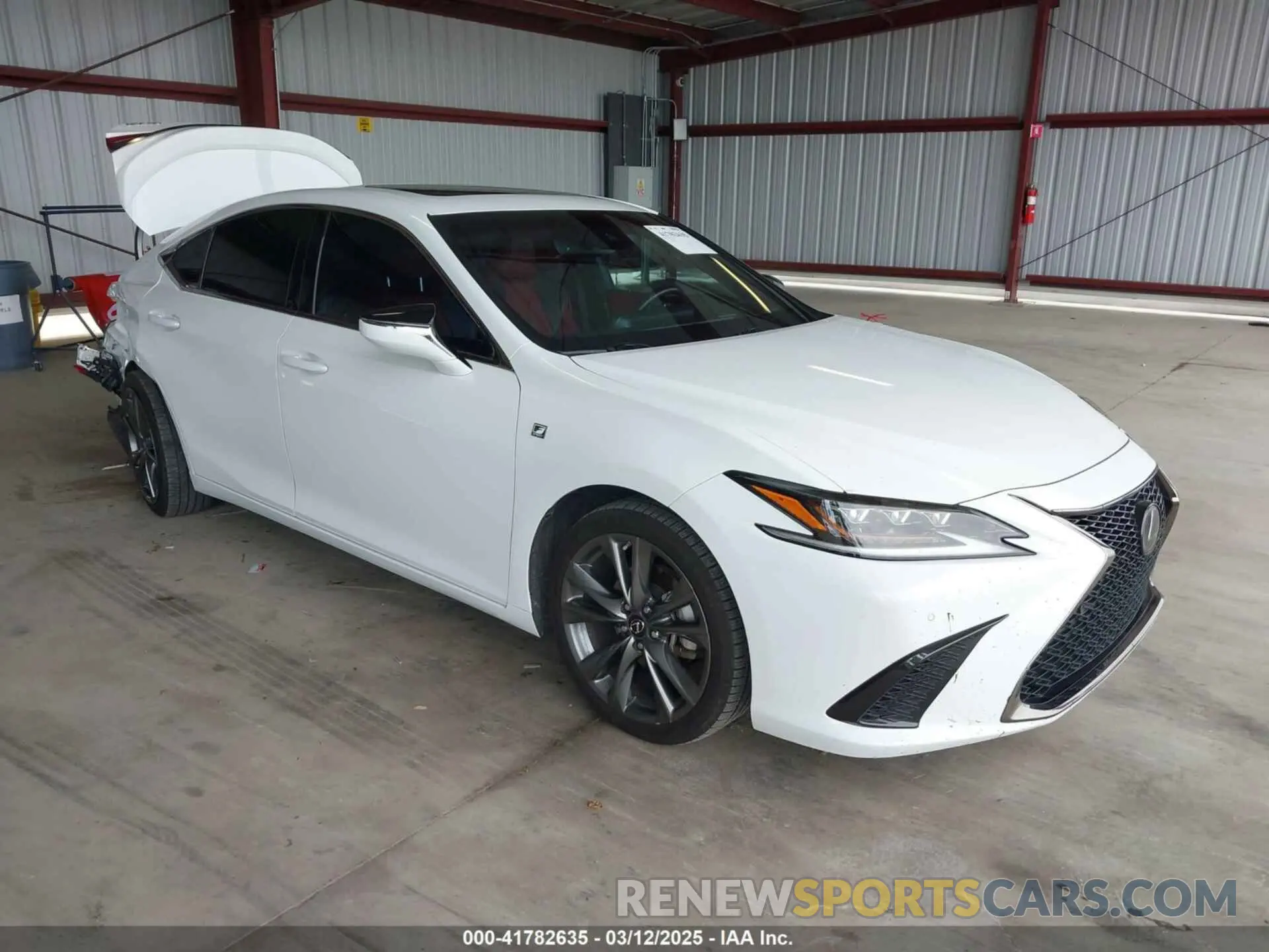 1 Photograph of a damaged car 58ABZ1B14KU006880 LEXUS ES 350 2019