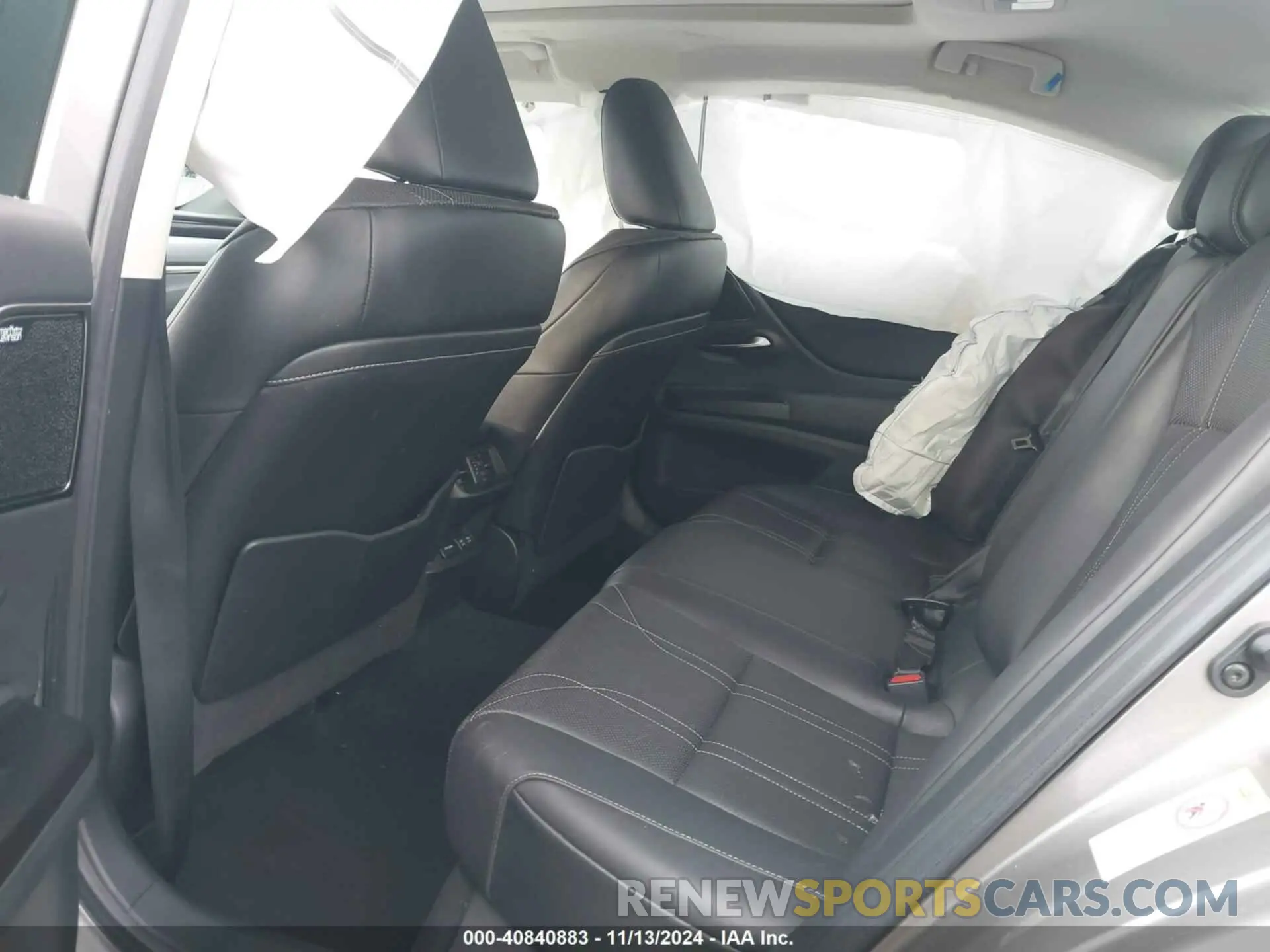 8 Photograph of a damaged car 58ABZ1B14KU023629 LEXUS ES 350 2019