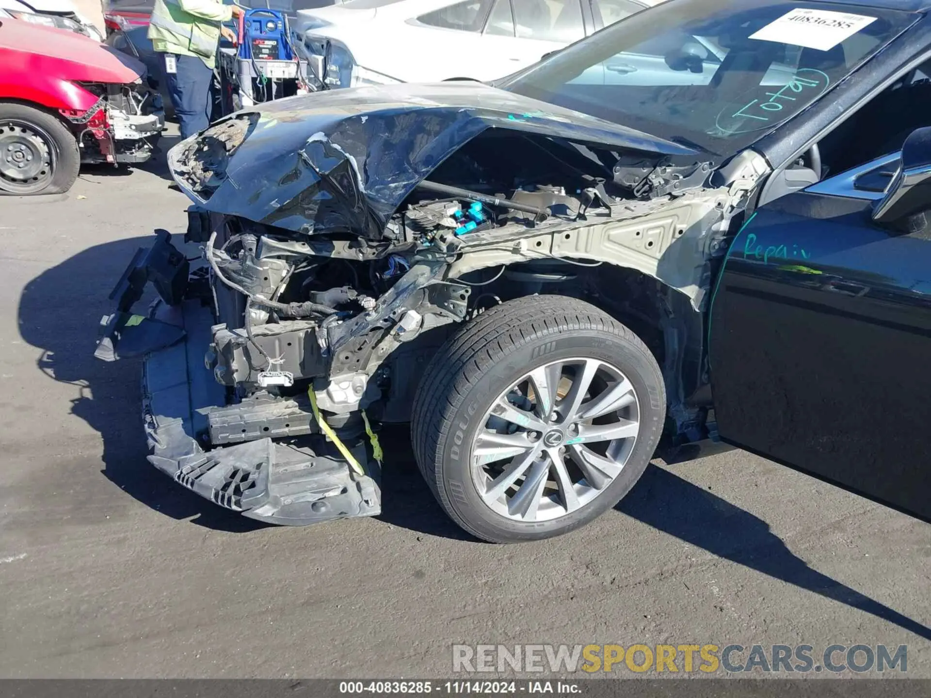 6 Photograph of a damaged car 58ABZ1B14KU047302 LEXUS ES 350 2019