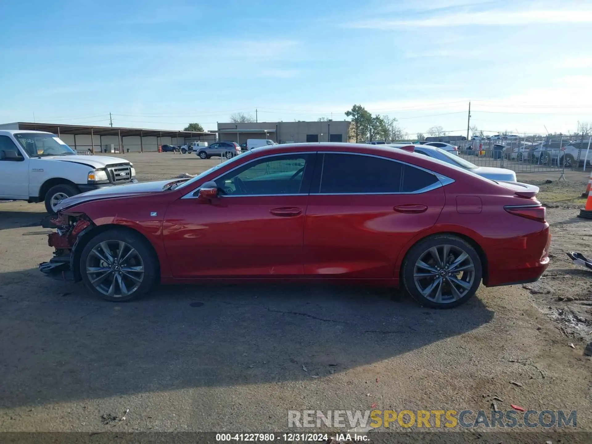 15 Photograph of a damaged car 58ABZ1B14KU050295 LEXUS ES 350 2019
