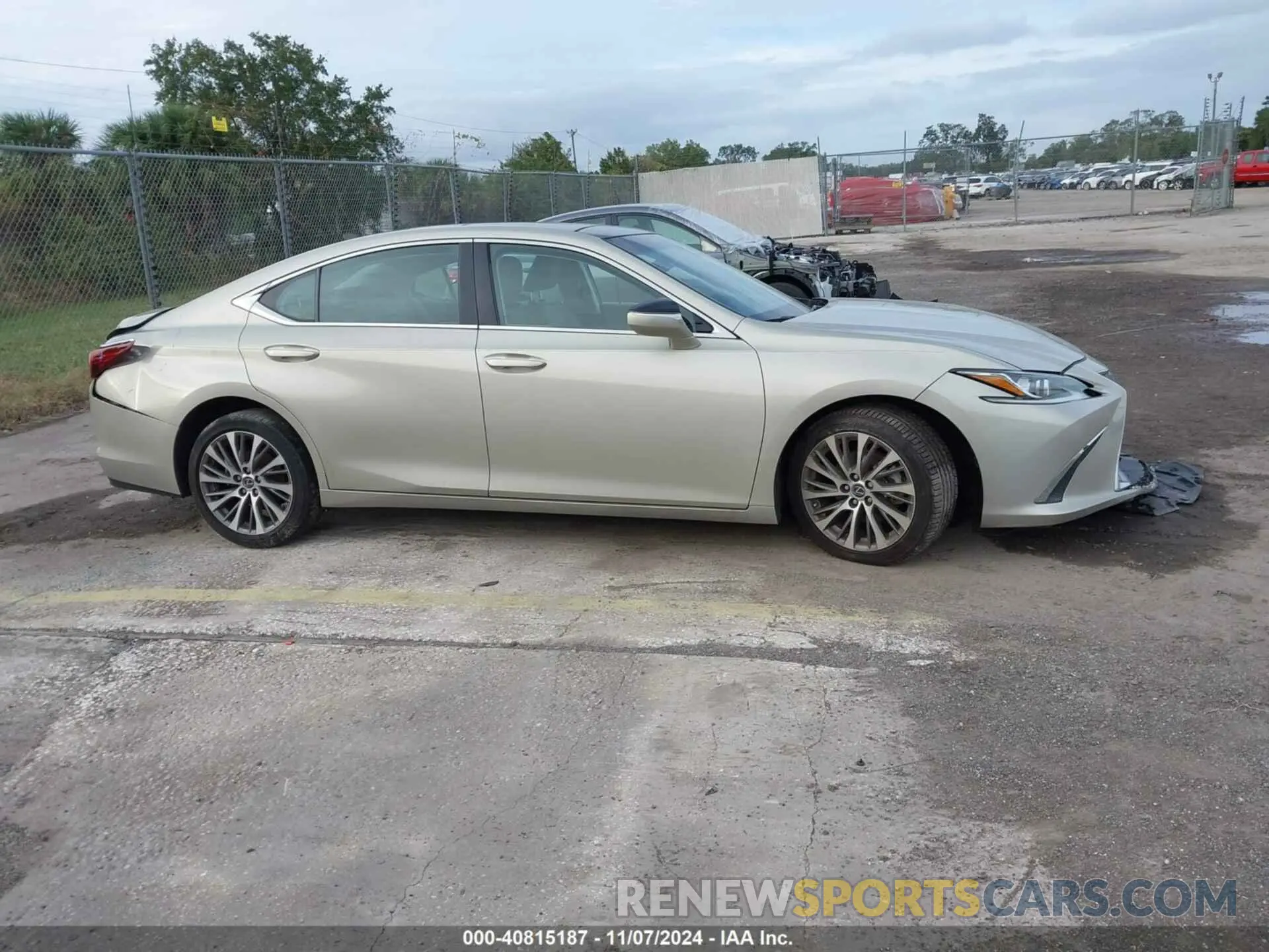 13 Photograph of a damaged car 58ABZ1B15KU043727 LEXUS ES 350 2019