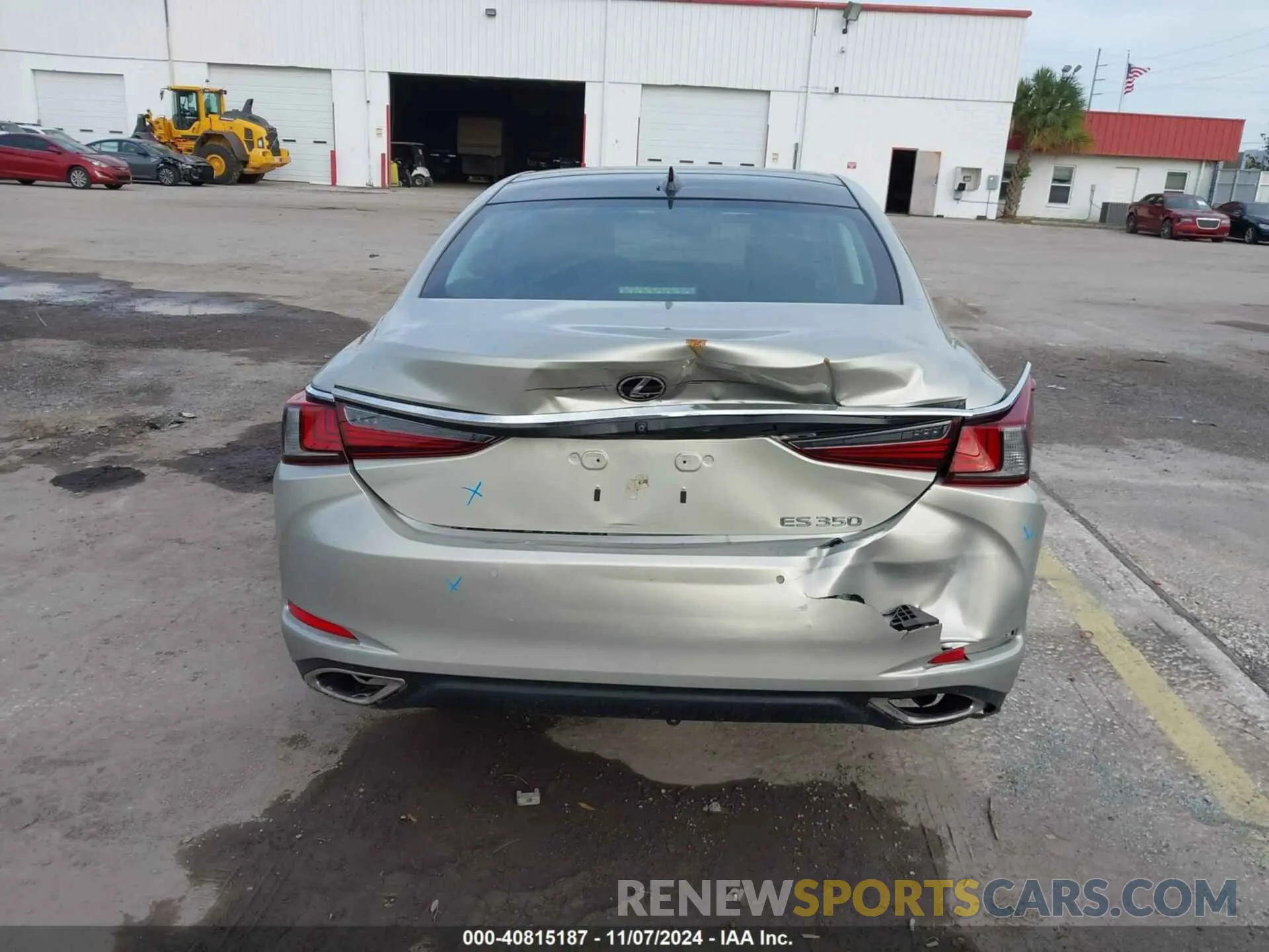 16 Photograph of a damaged car 58ABZ1B15KU043727 LEXUS ES 350 2019