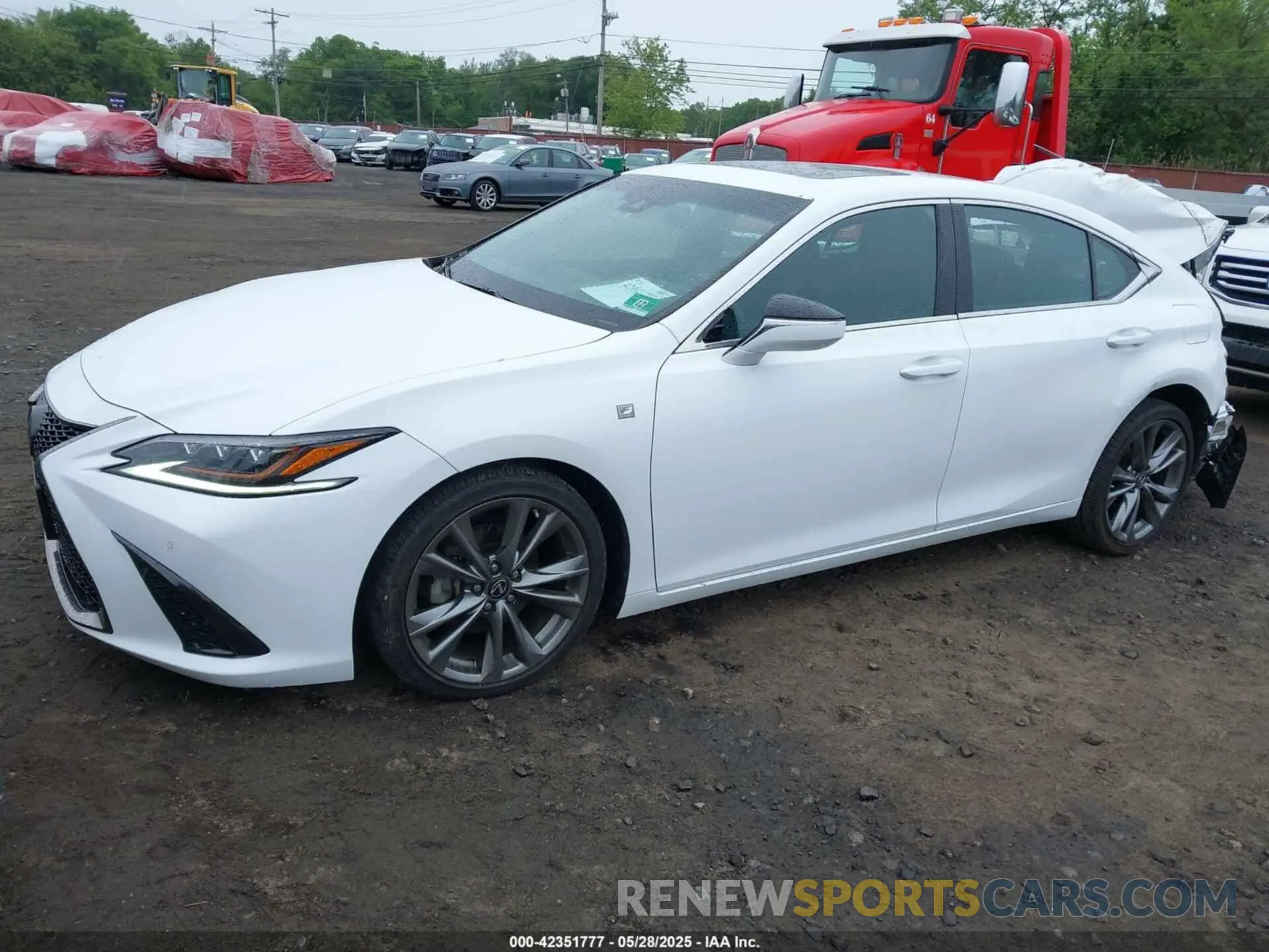 2 Photograph of a damaged car 58ABZ1B16KU002121 LEXUS ES 350 2019