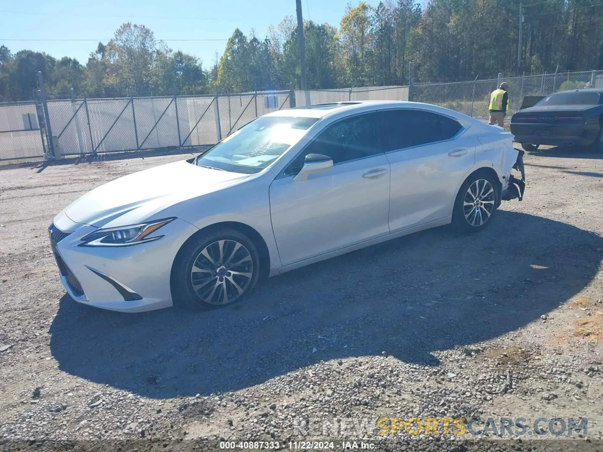 2 Photograph of a damaged car 58ABZ1B16KU011742 LEXUS ES 350 2019