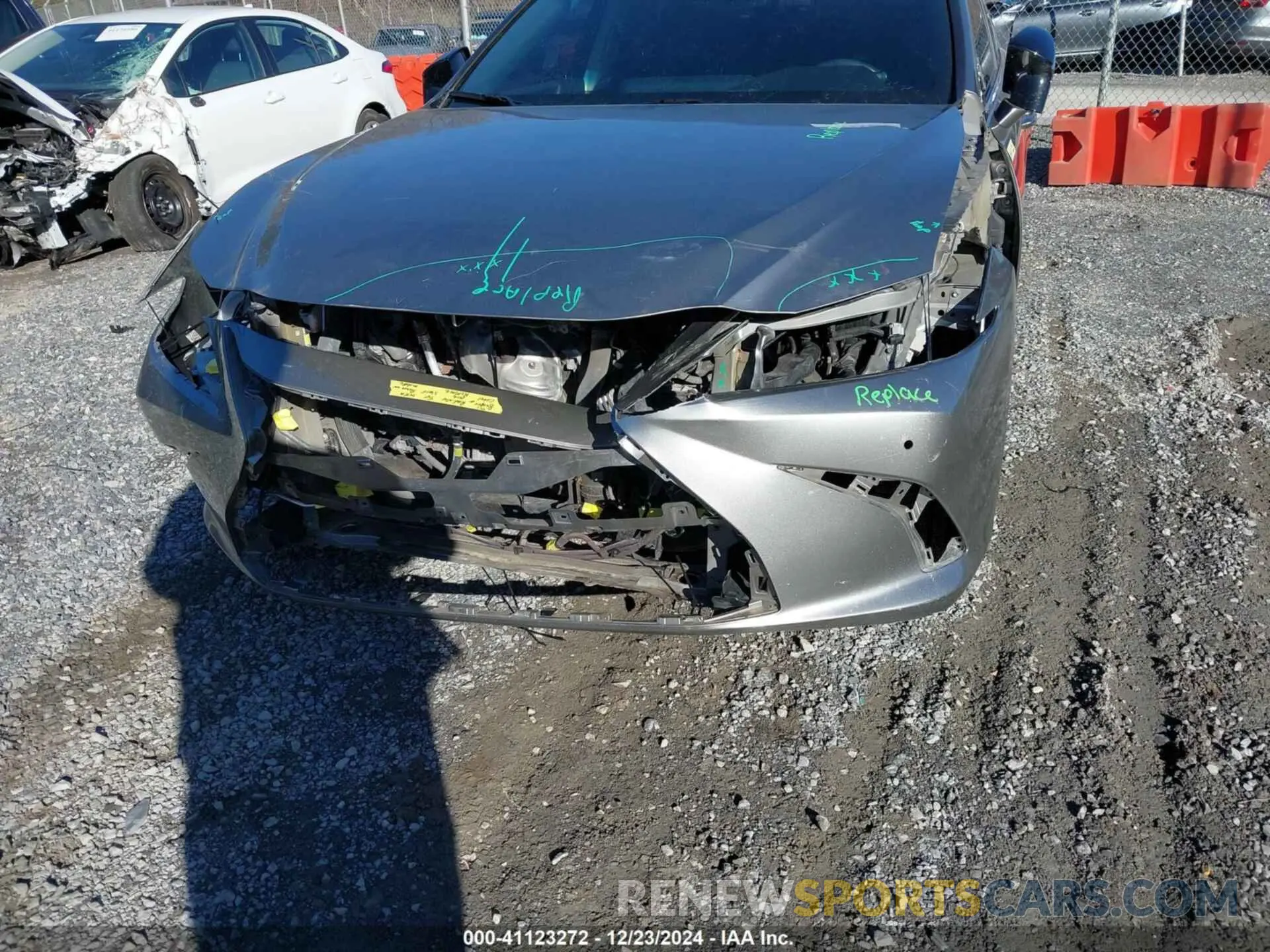 6 Photograph of a damaged car 58ABZ1B16KU026483 LEXUS ES 350 2019