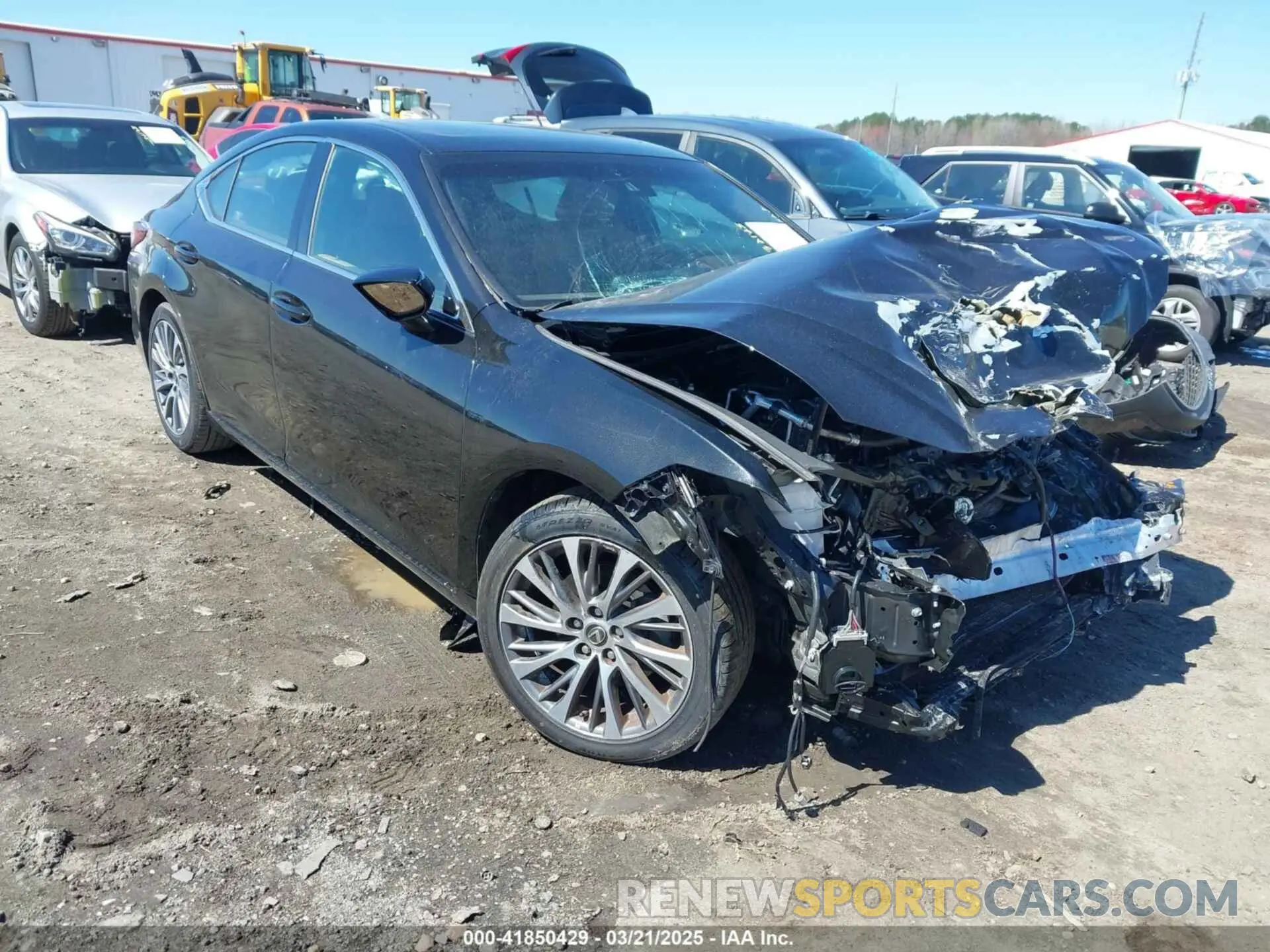 1 Photograph of a damaged car 58ABZ1B16KU035152 LEXUS ES 350 2019