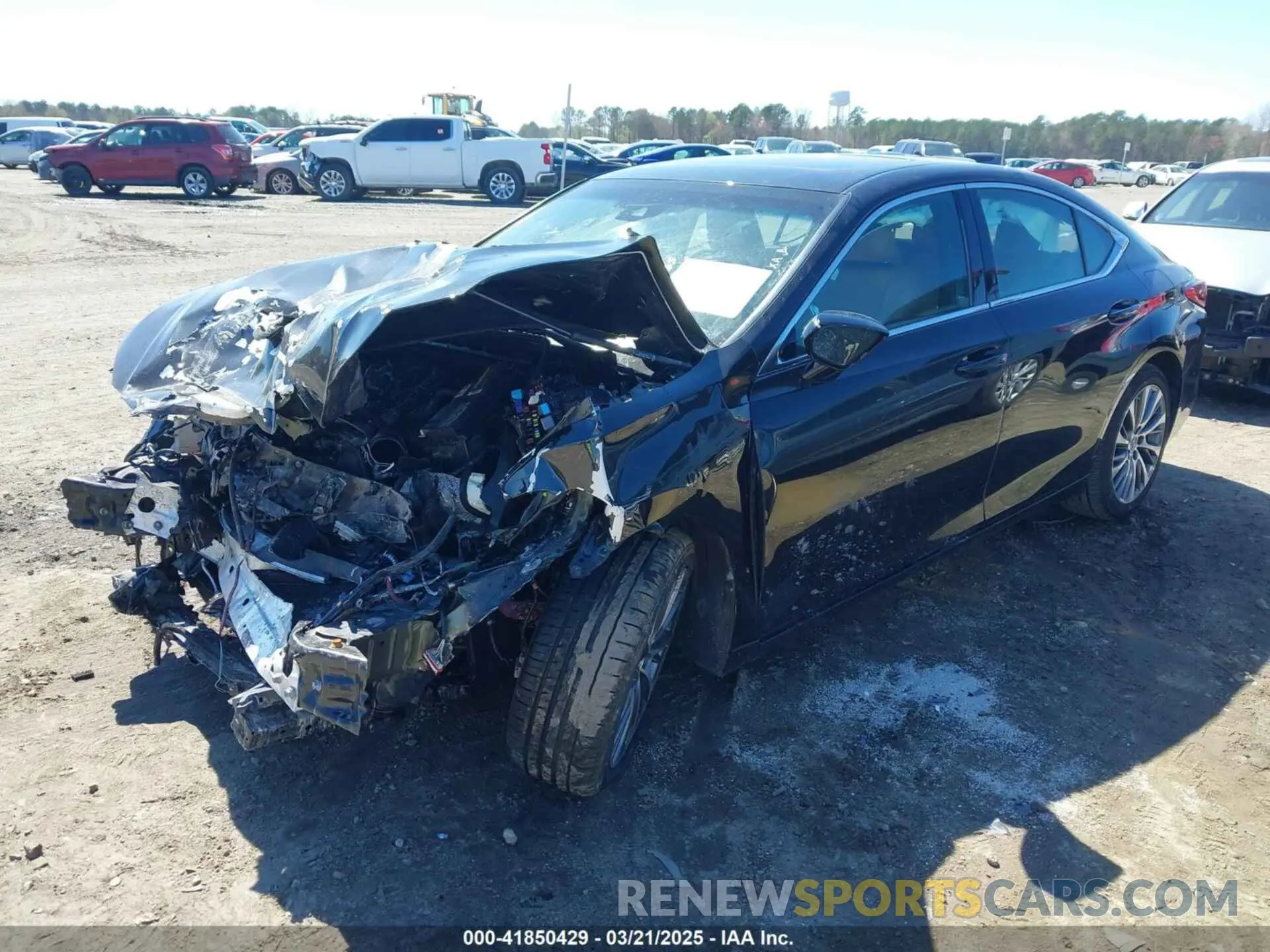 2 Photograph of a damaged car 58ABZ1B16KU035152 LEXUS ES 350 2019