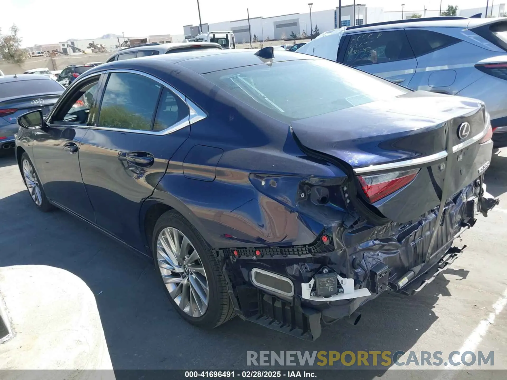 3 Photograph of a damaged car 58ABZ1B16KU039556 LEXUS ES 350 2019