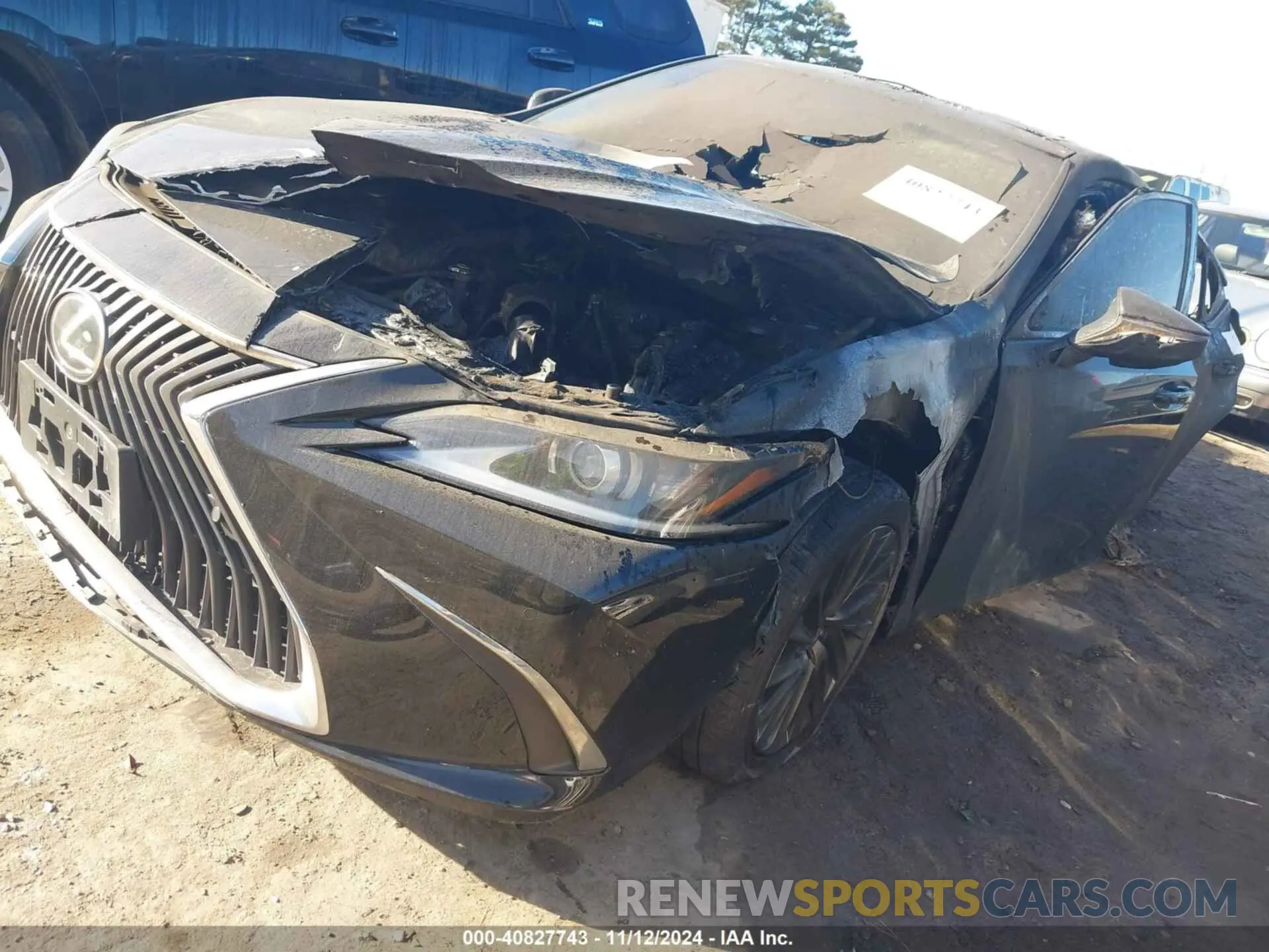 2 Photograph of a damaged car 58ABZ1B17KU029151 LEXUS ES 350 2019