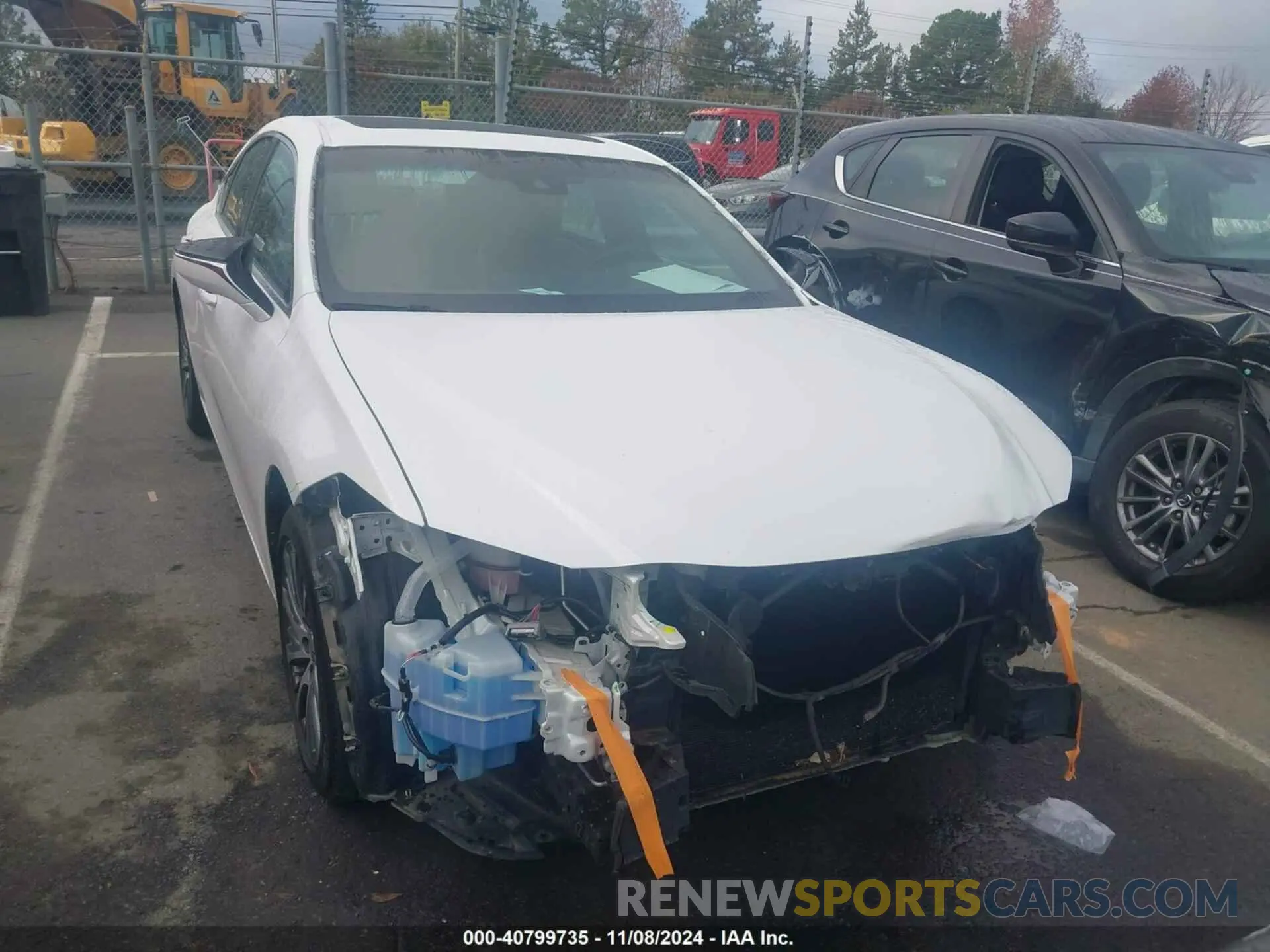 12 Photograph of a damaged car 58ABZ1B17KU044846 LEXUS ES 350 2019