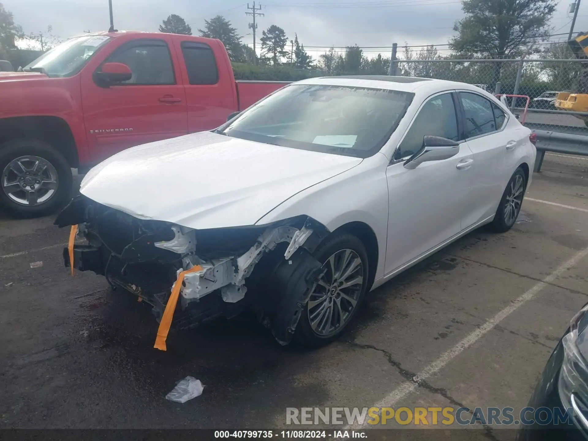 2 Photograph of a damaged car 58ABZ1B17KU044846 LEXUS ES 350 2019