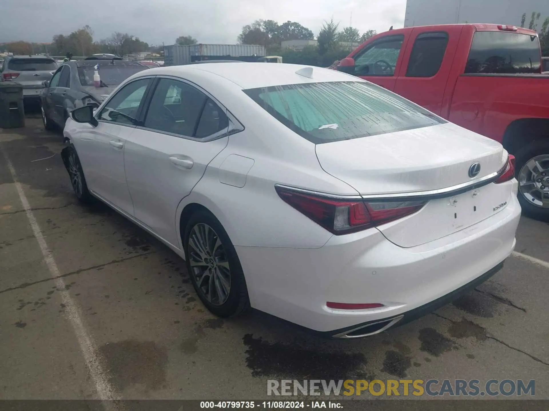 3 Photograph of a damaged car 58ABZ1B17KU044846 LEXUS ES 350 2019