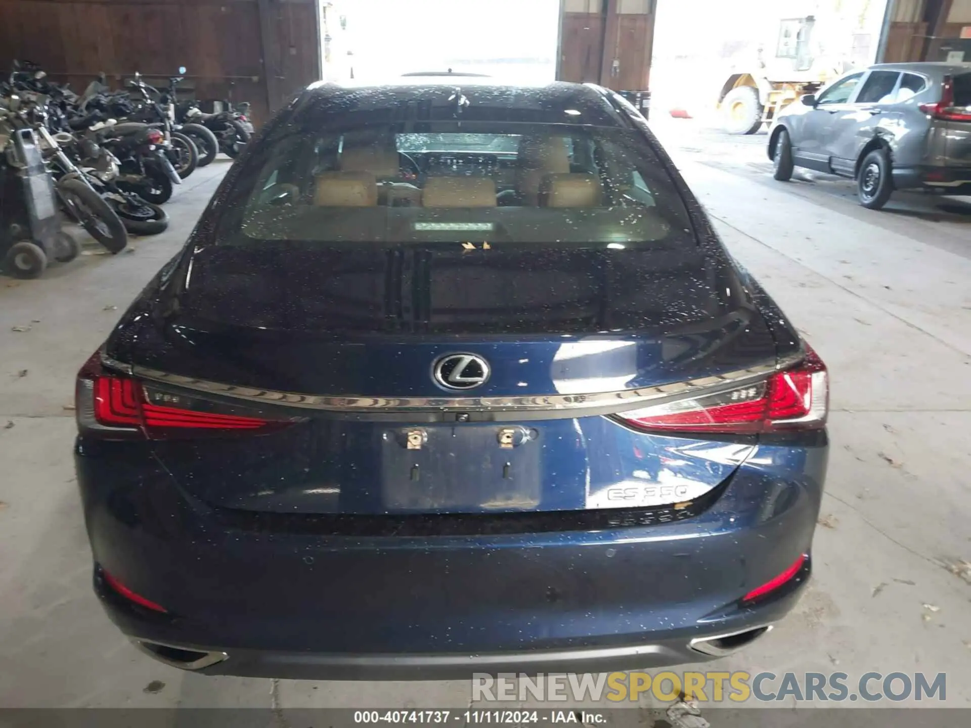 16 Photograph of a damaged car 58ABZ1B18KU051126 LEXUS ES 350 2019
