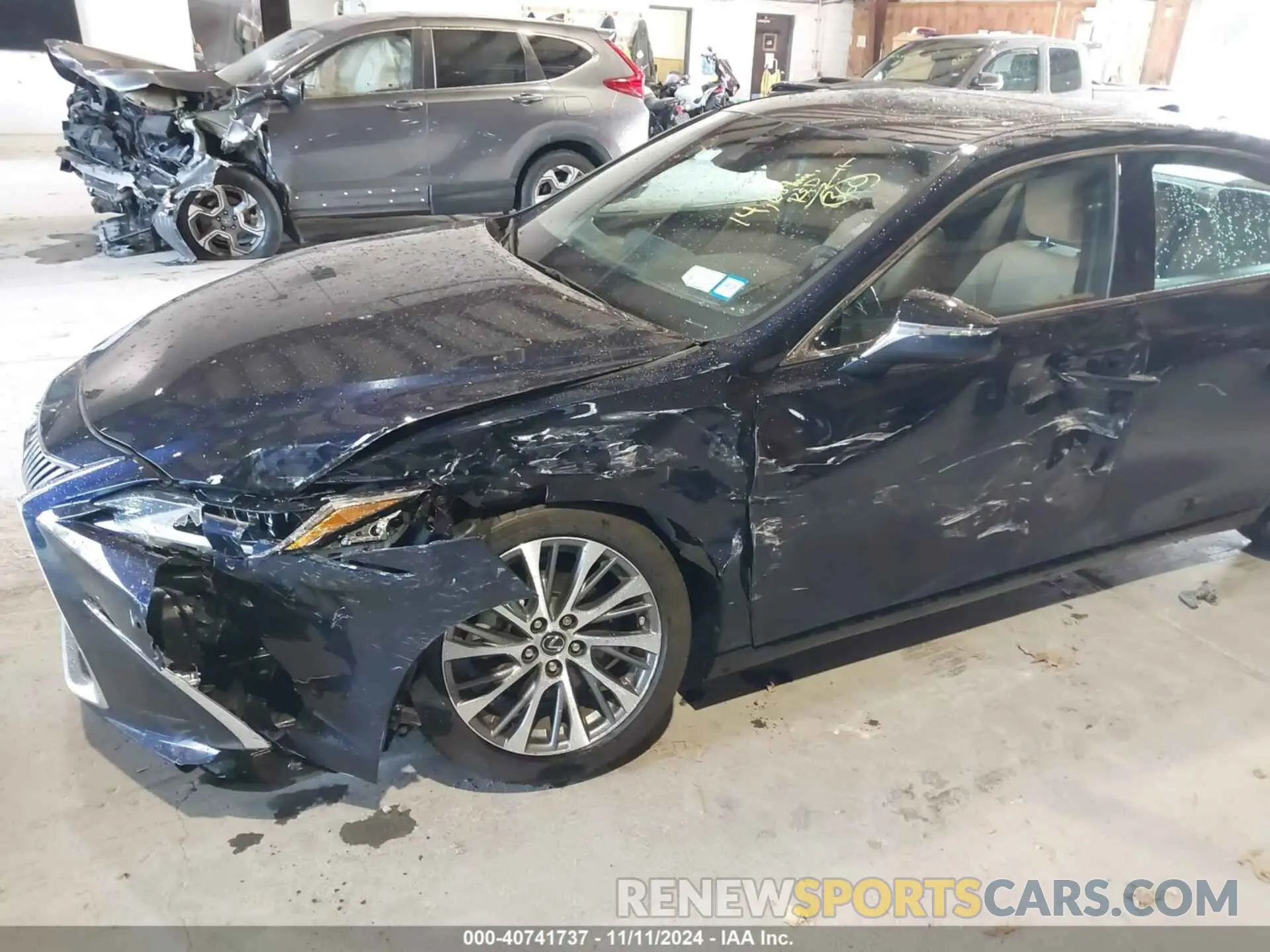 6 Photograph of a damaged car 58ABZ1B18KU051126 LEXUS ES 350 2019