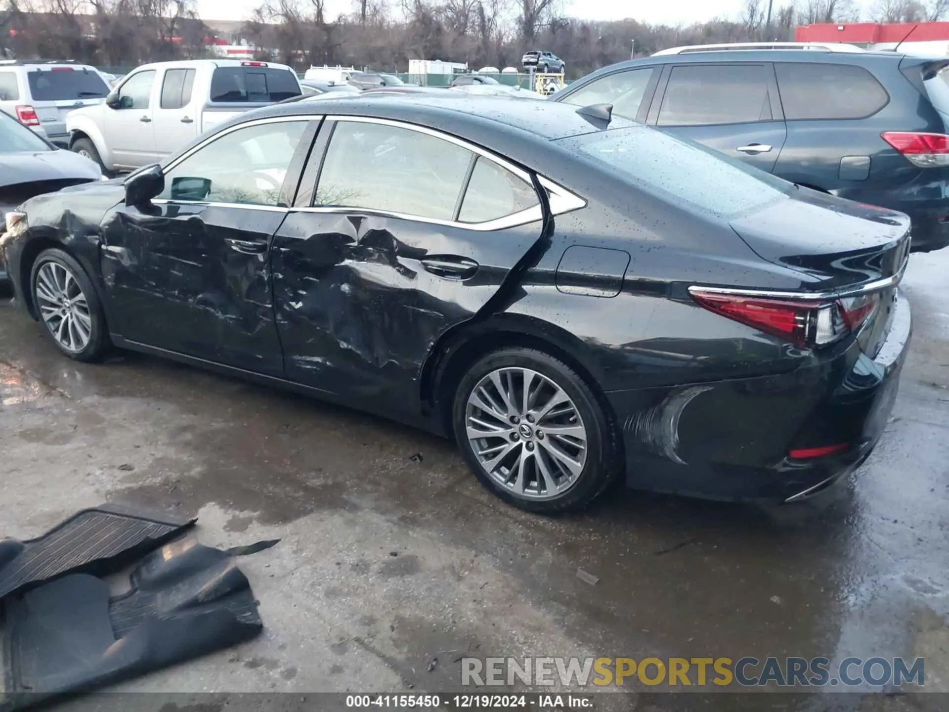 3 Photograph of a damaged car 58ABZ1B19KU013386 LEXUS ES 350 2019