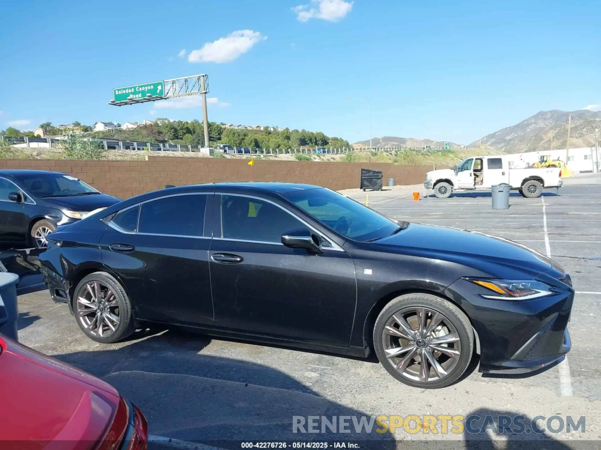 14 Photograph of a damaged car 58ABZ1B1XKU022842 LEXUS ES 350 2019