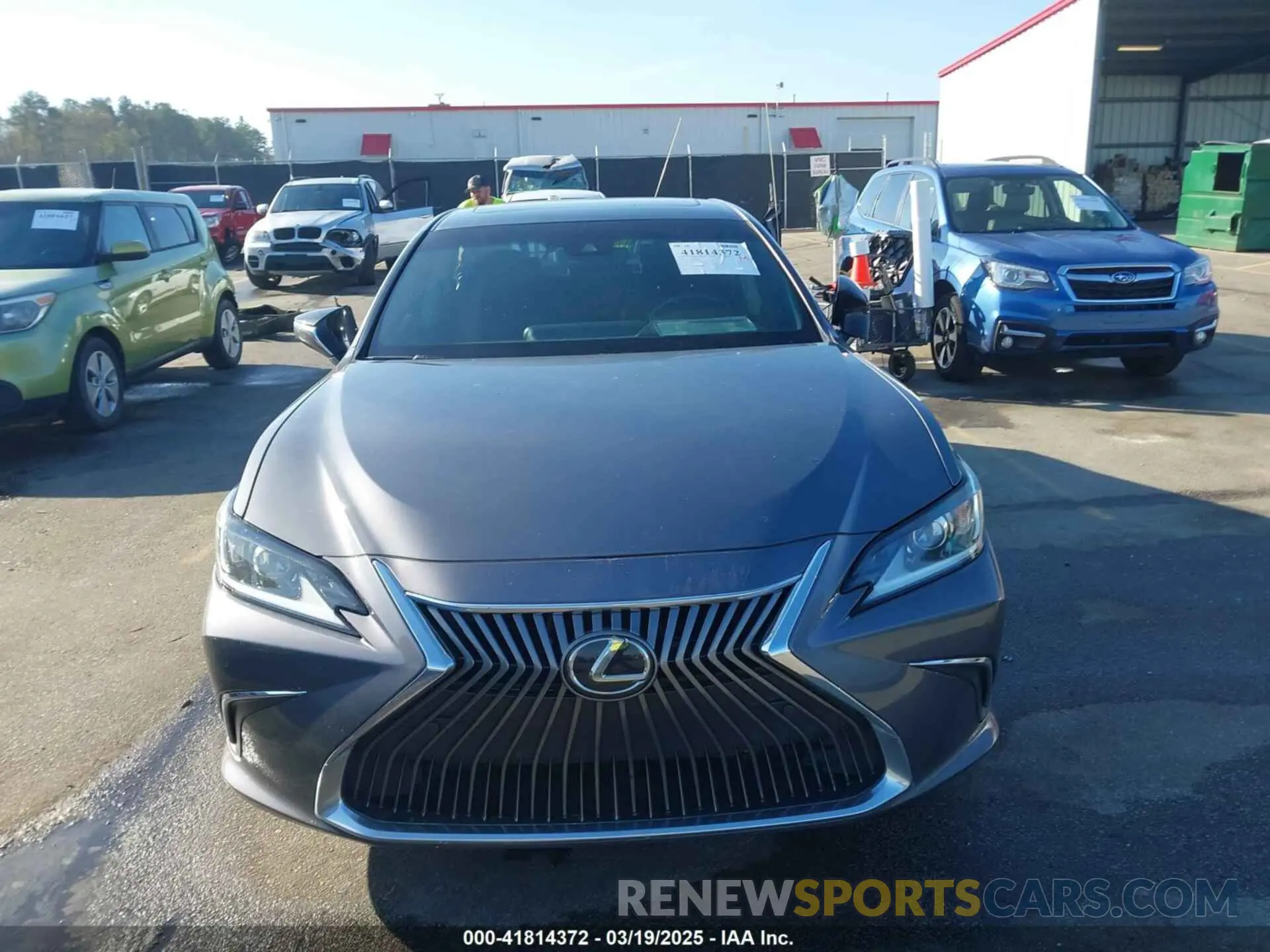 13 Photograph of a damaged car 58ABZ1B1XKU037857 LEXUS ES 350 2019