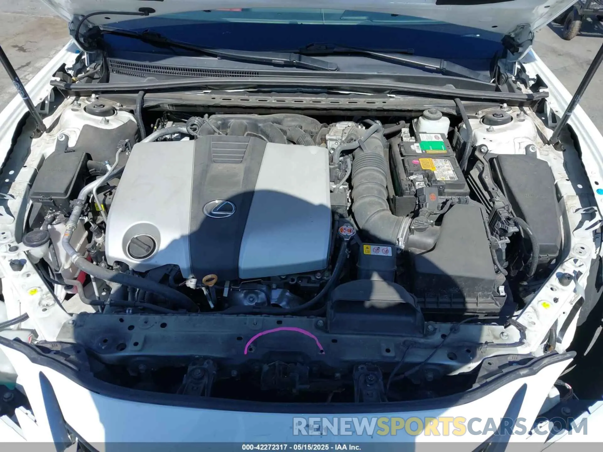 10 Photograph of a damaged car 58ABZ1B1XKU043349 LEXUS ES 350 2019