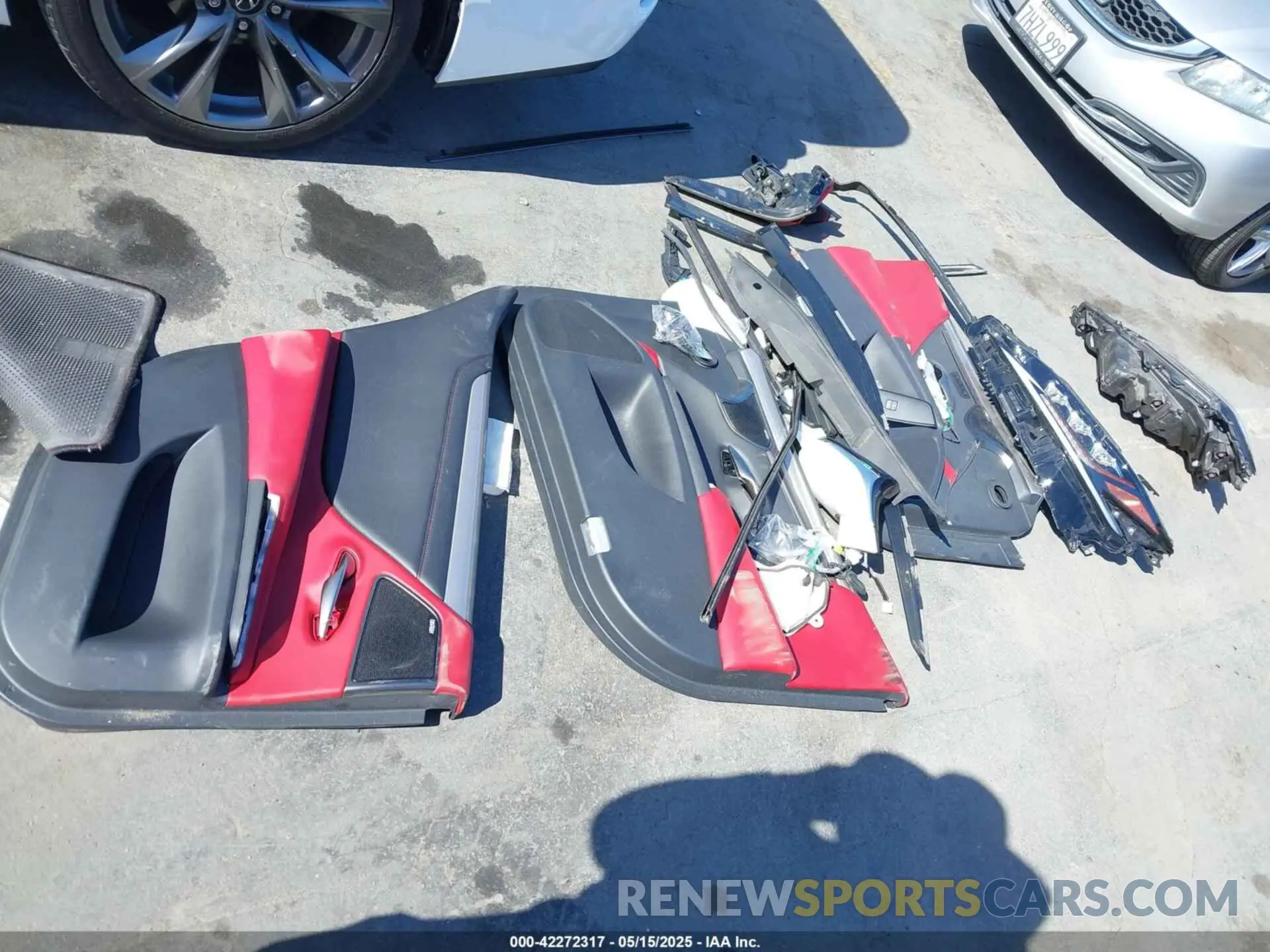 12 Photograph of a damaged car 58ABZ1B1XKU043349 LEXUS ES 350 2019