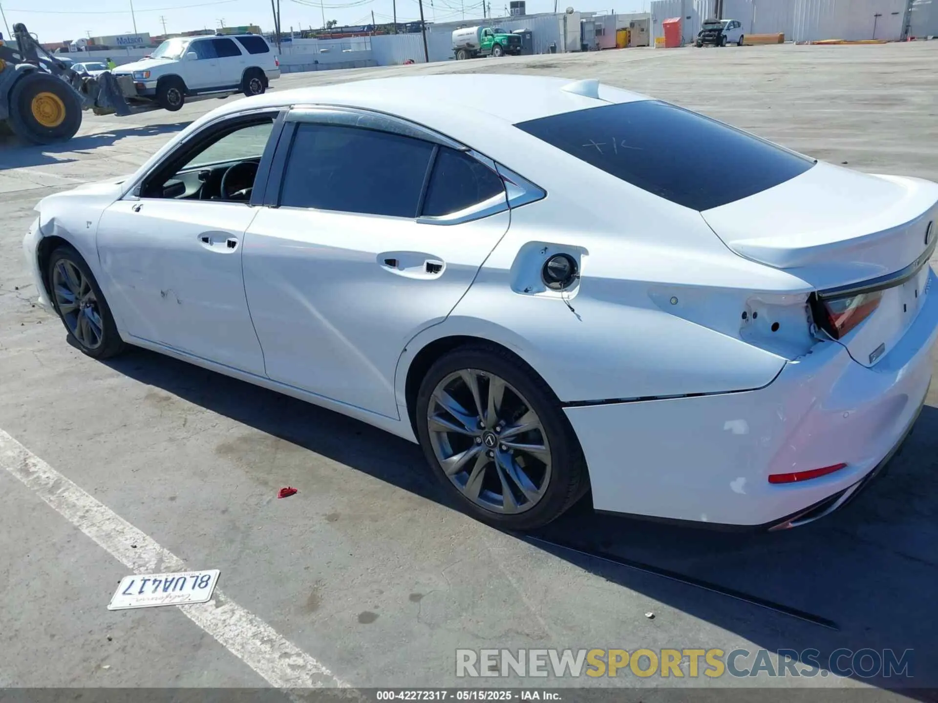 3 Photograph of a damaged car 58ABZ1B1XKU043349 LEXUS ES 350 2019