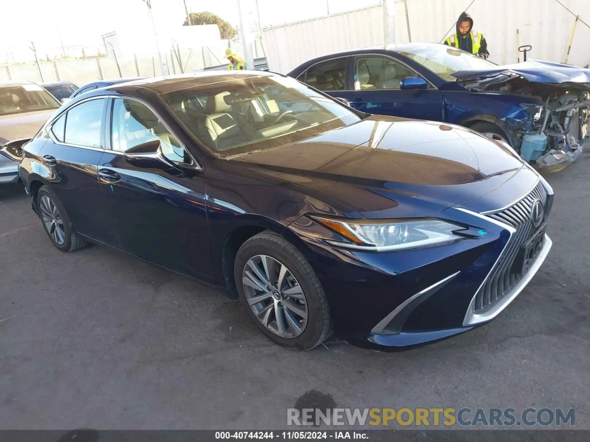 1 Photograph of a damaged car 58ABZ1B1XKU046400 LEXUS ES 350 2019