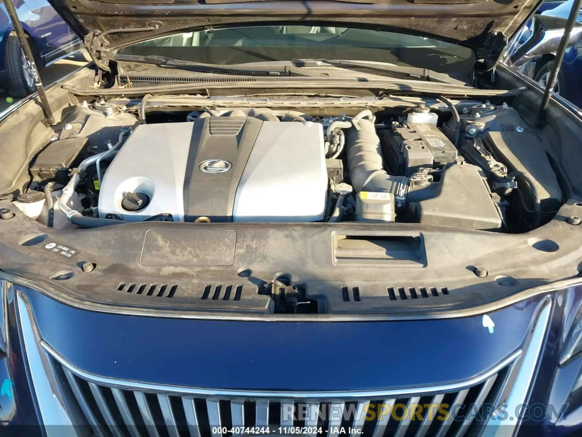 10 Photograph of a damaged car 58ABZ1B1XKU046400 LEXUS ES 350 2019