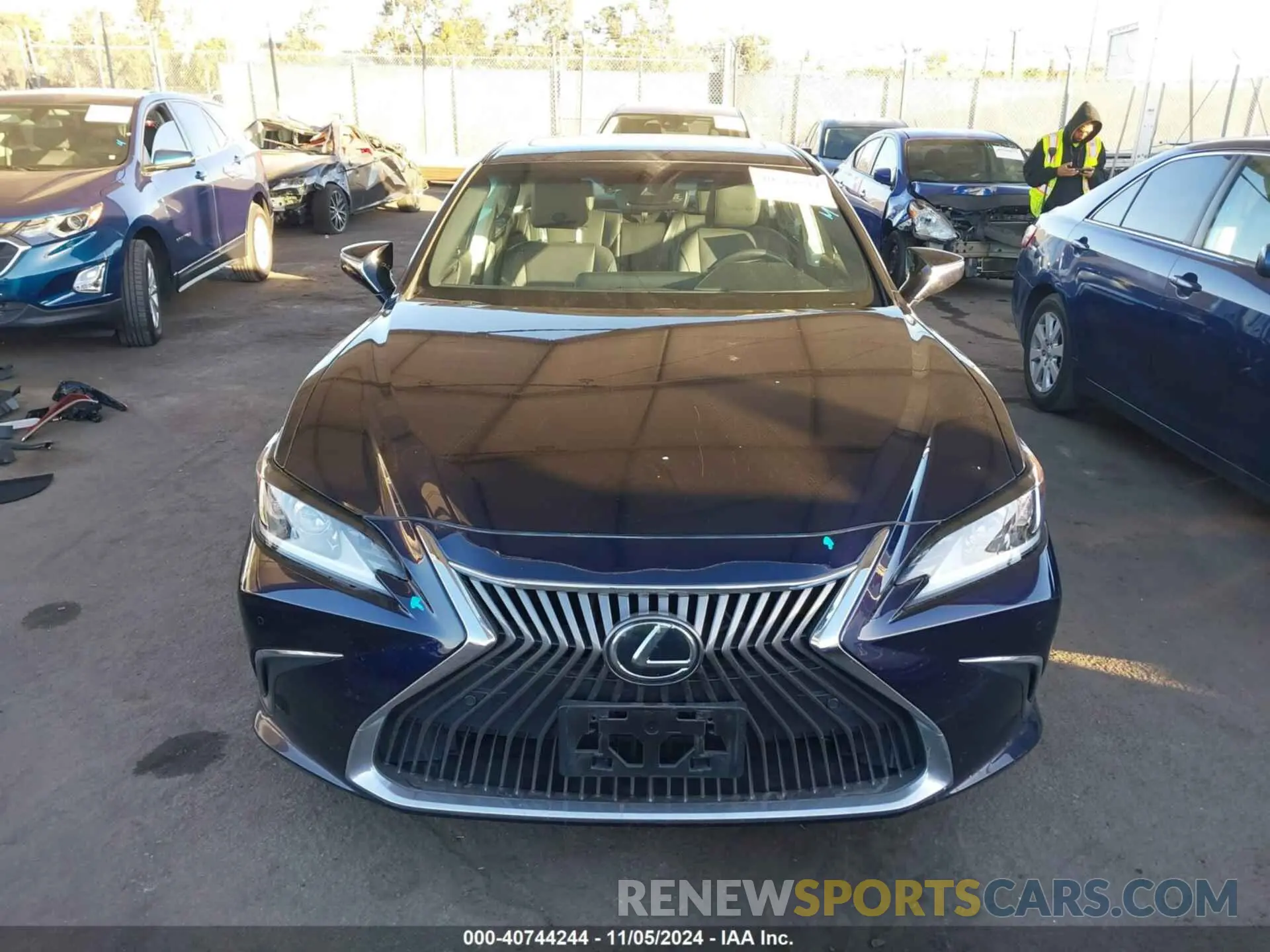 13 Photograph of a damaged car 58ABZ1B1XKU046400 LEXUS ES 350 2019