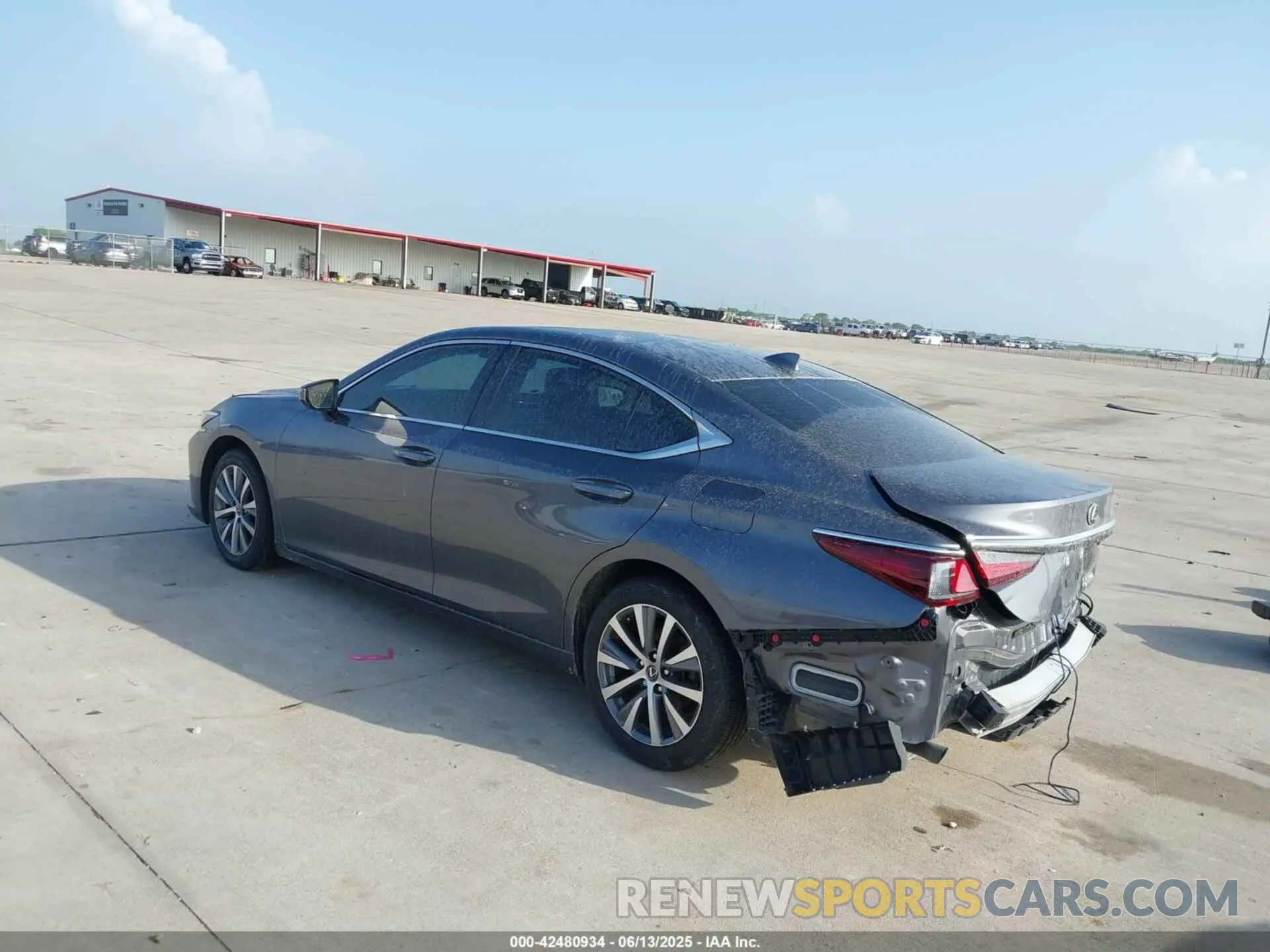 3 Photograph of a damaged car 58ACZ1B13LU079910 LEXUS ES 350 2020
